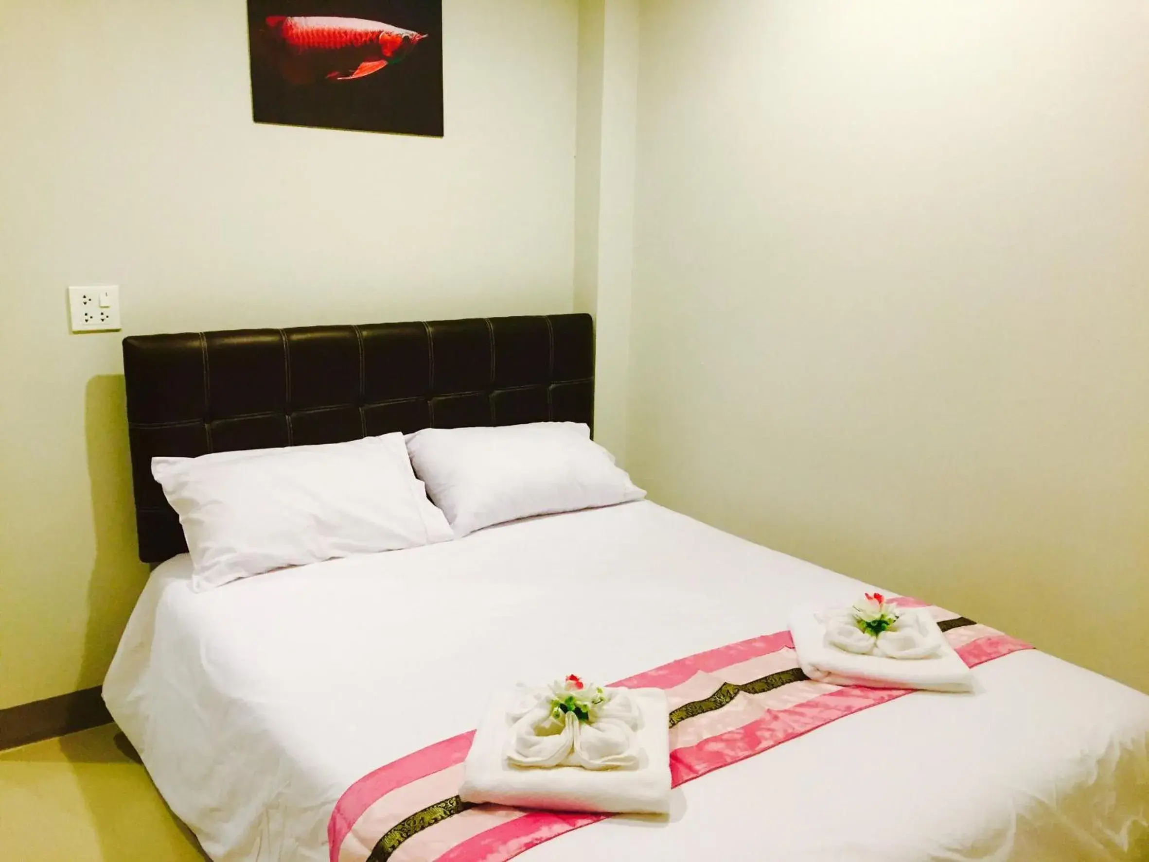 Bed in Retro Twin Home @Maesot Bed in Retro Twin Home @Maesot