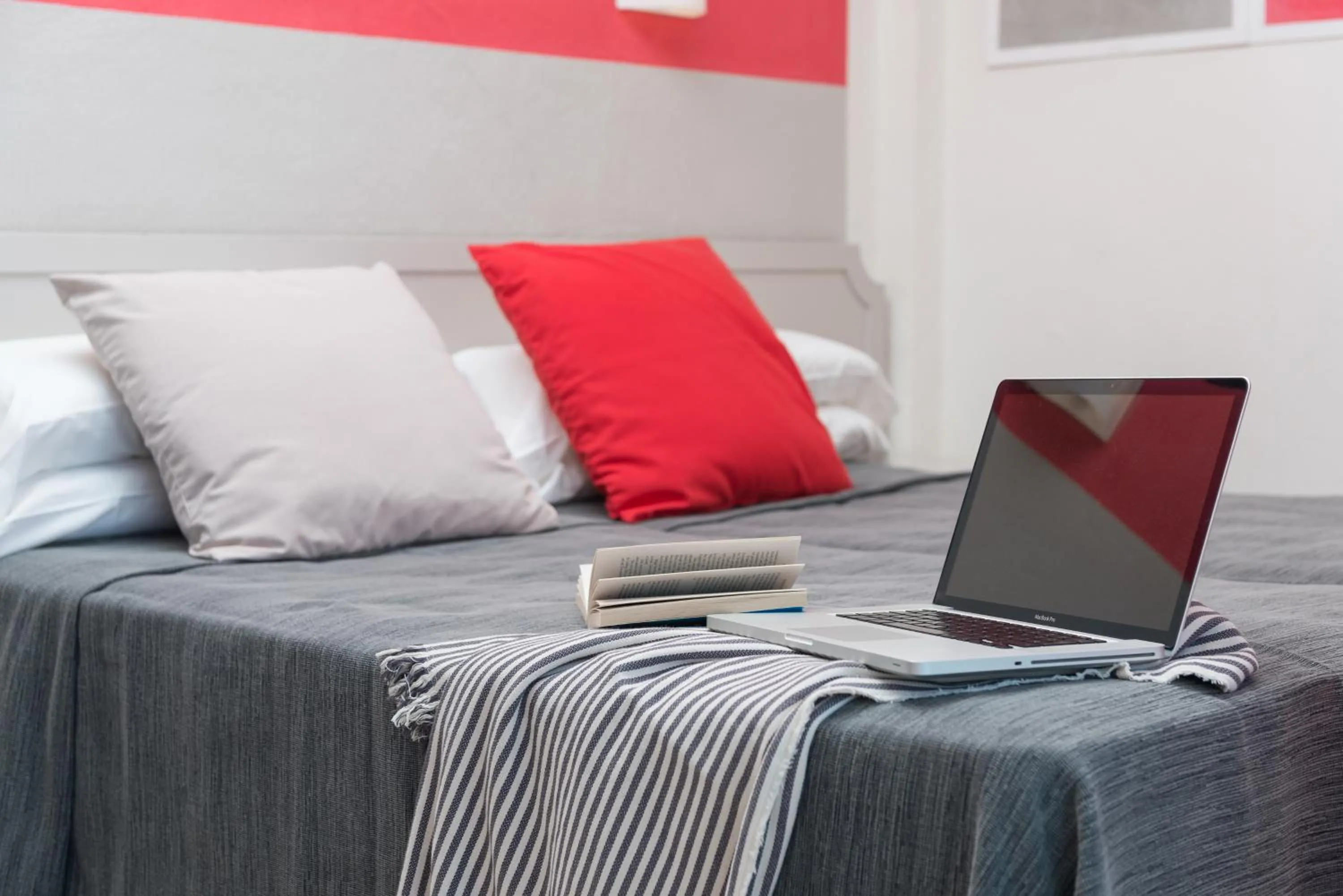 Bedroom, Bed in Playas del Rey