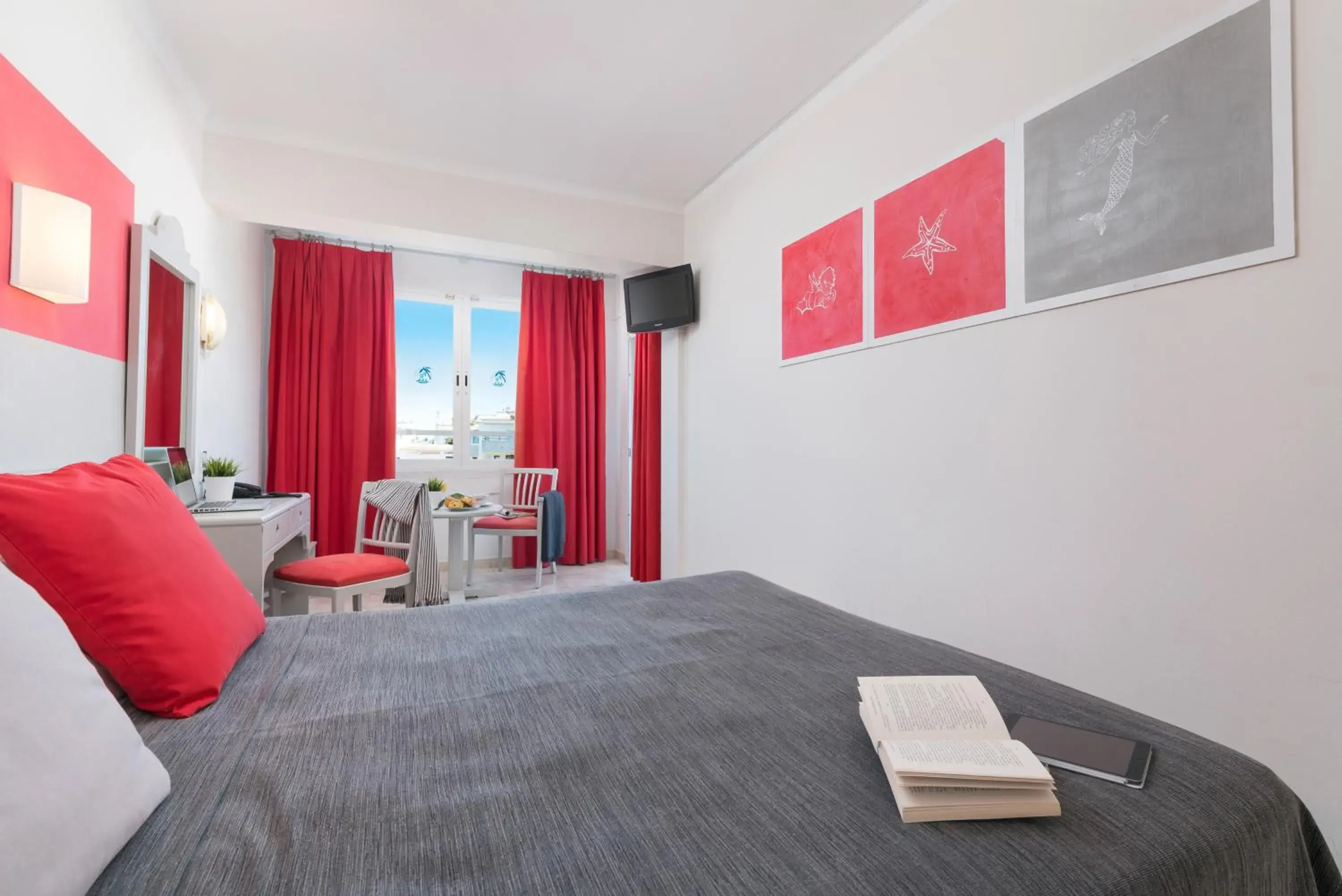 Bedroom, Bed in Playas del Rey Bedroom, Bed in Playas del Rey