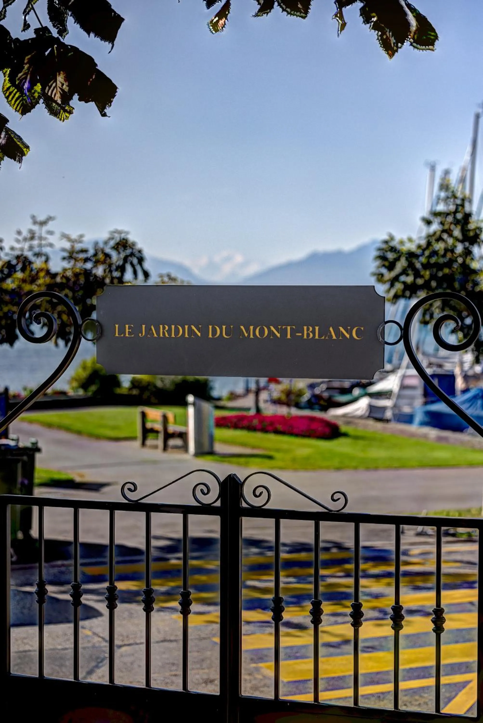 Patio in Romantik Hotel Mont Blanc au Lac