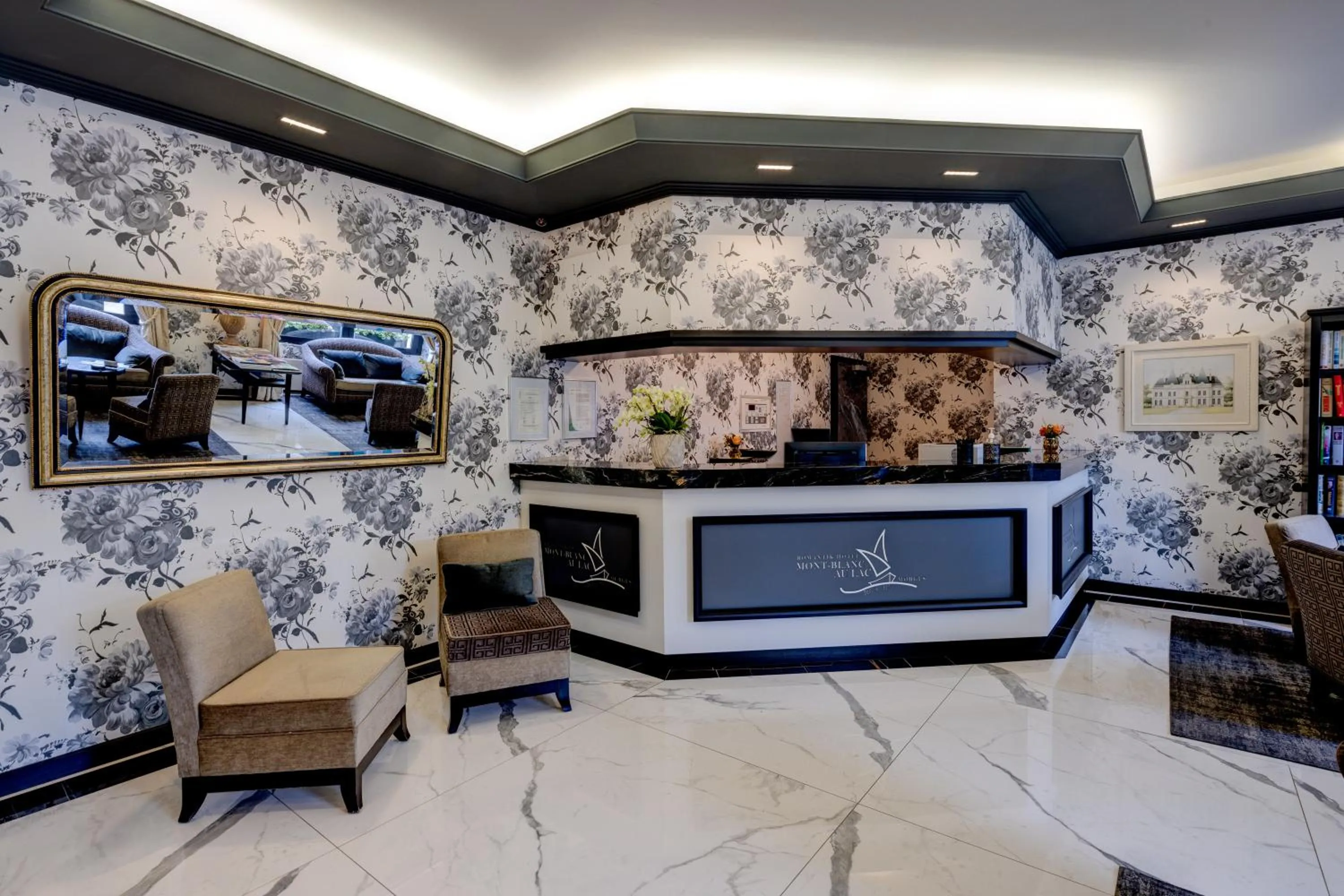 Living room in Romantik Hotel Mont Blanc au Lac