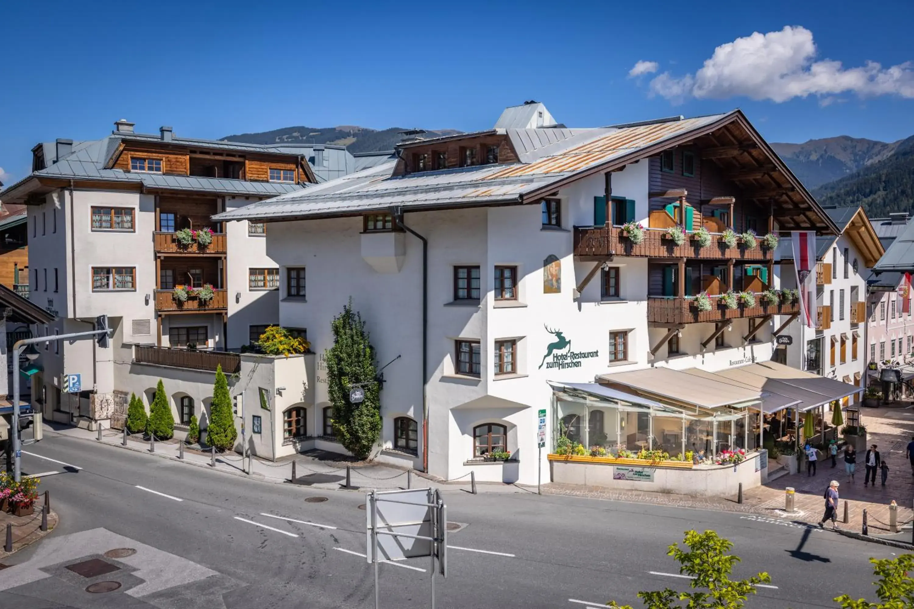 Property building in Hotel zum Hirschen Zell am See Property building in Hotel zum Hirschen Zell am See
