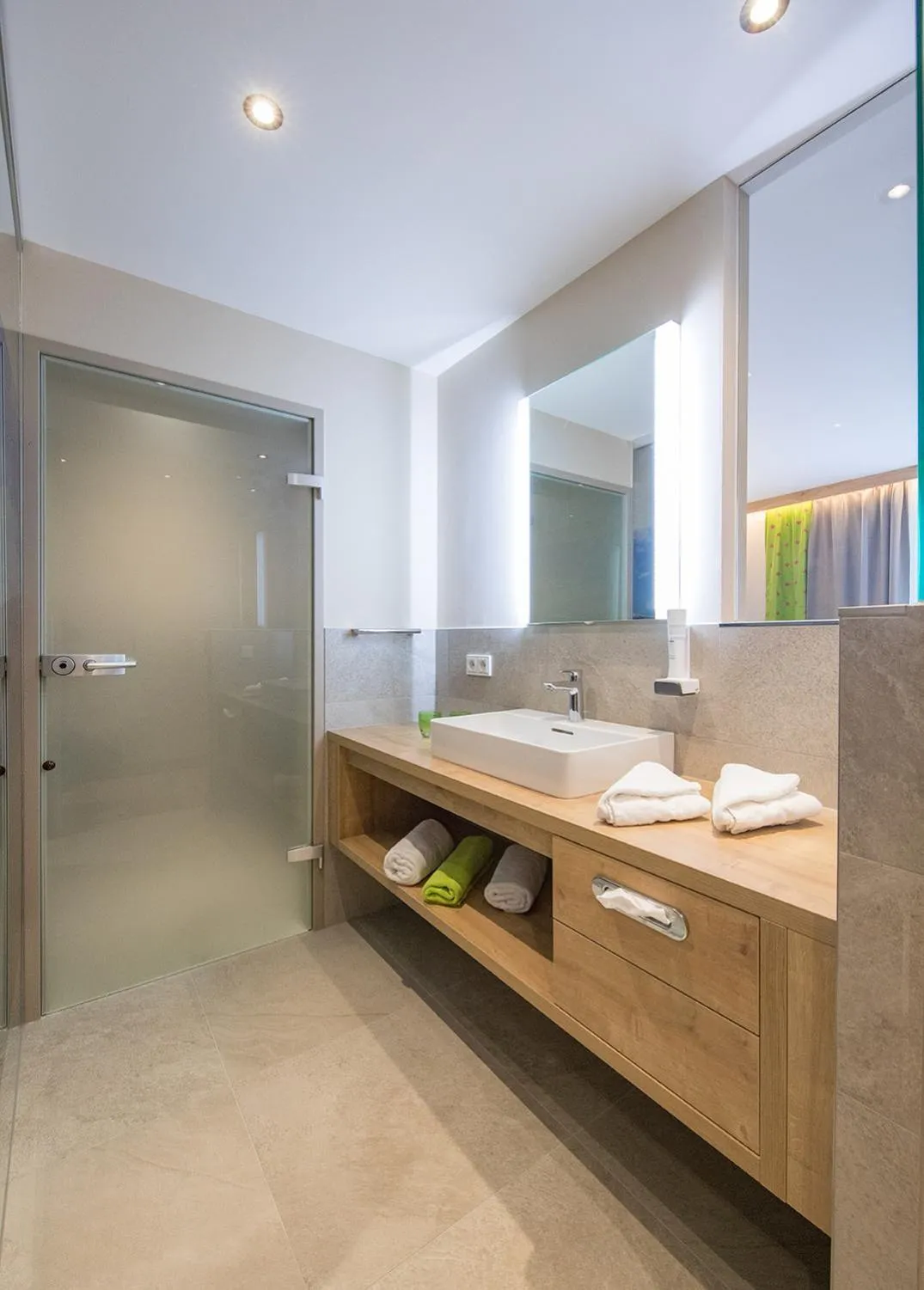 Bathroom in Hotel zum Hirschen Zell am See