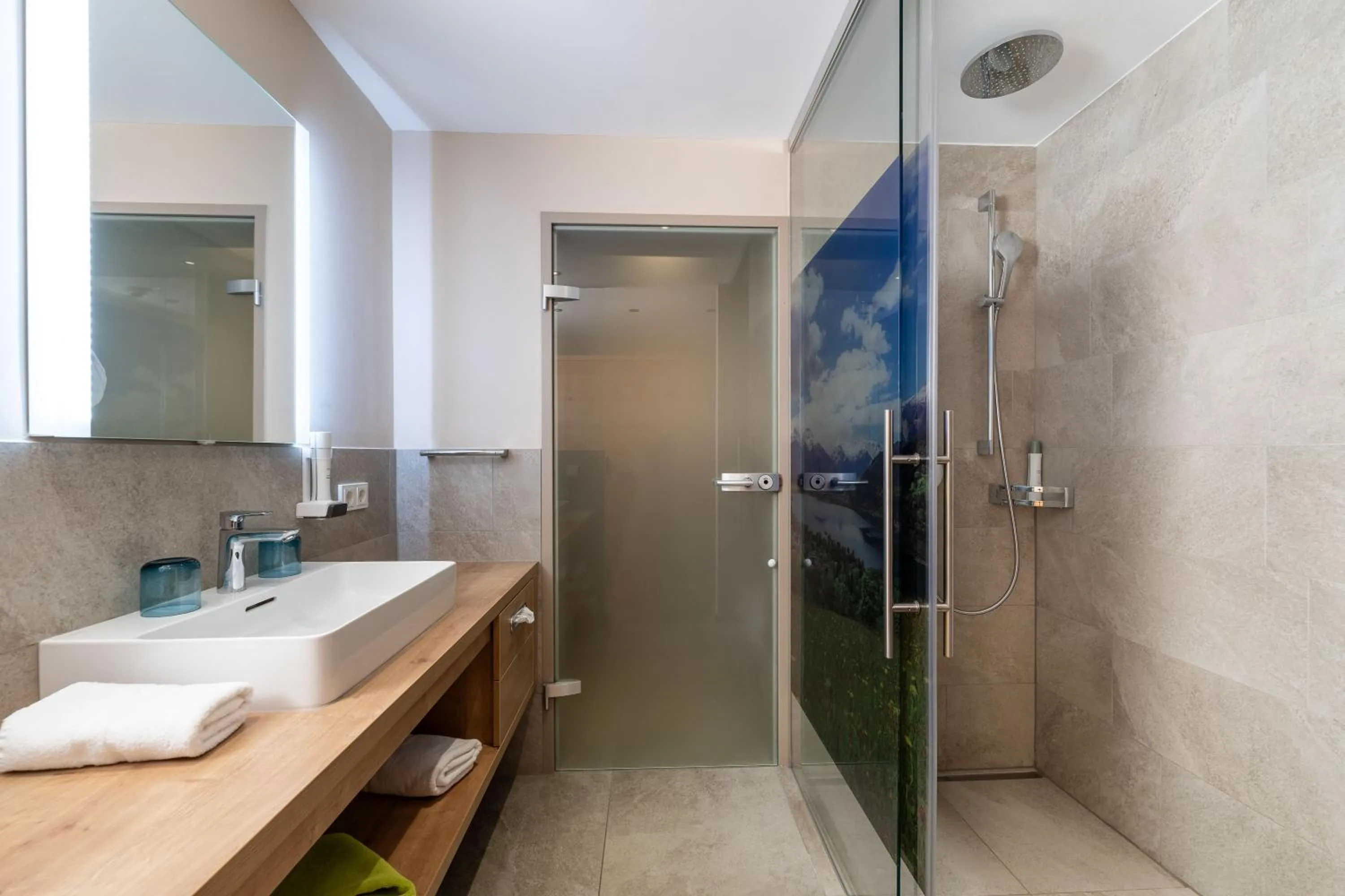 Bathroom in Hotel zum Hirschen Zell am See