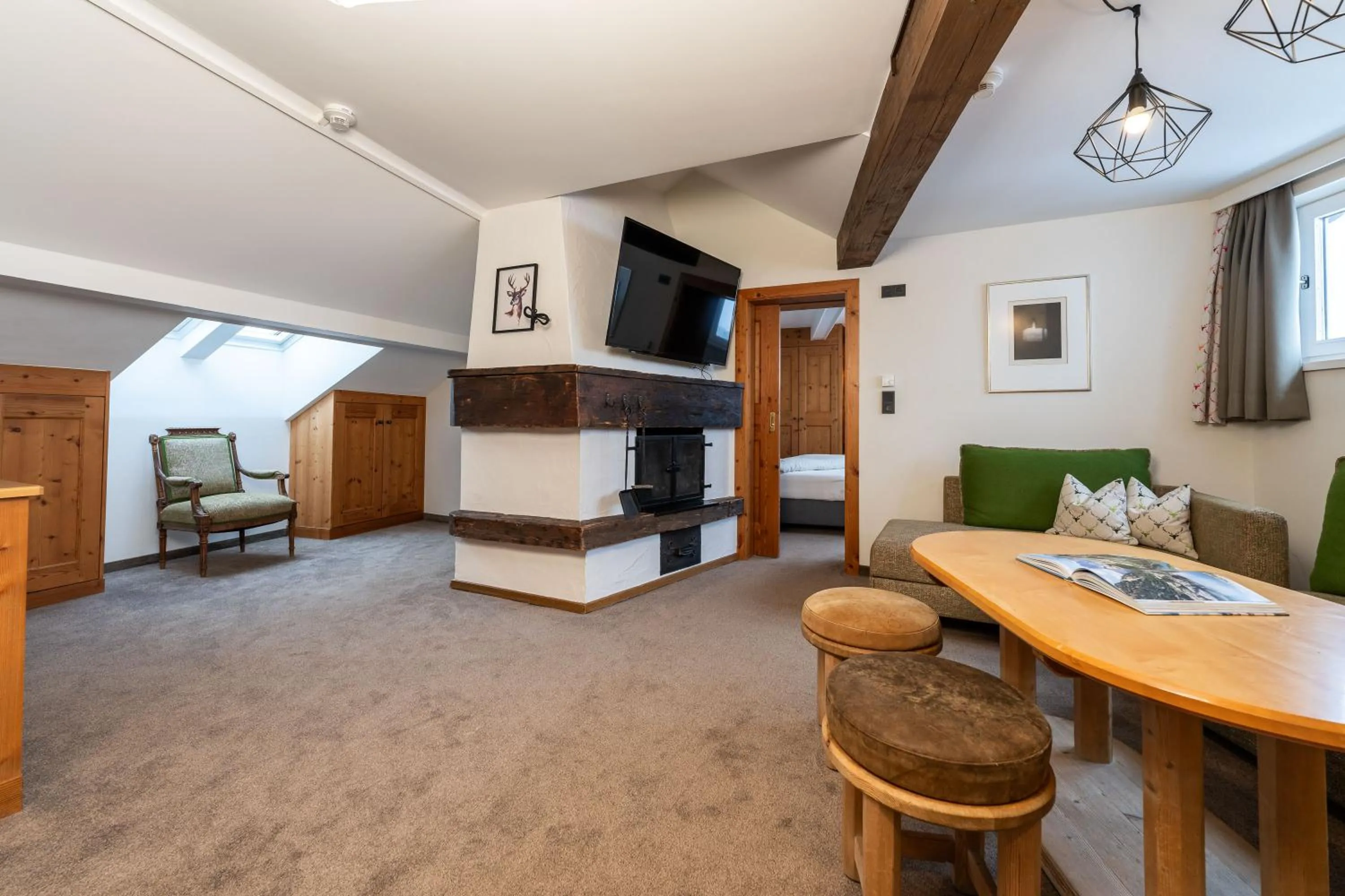 Photo of the whole room in Hotel zum Hirschen Zell am See