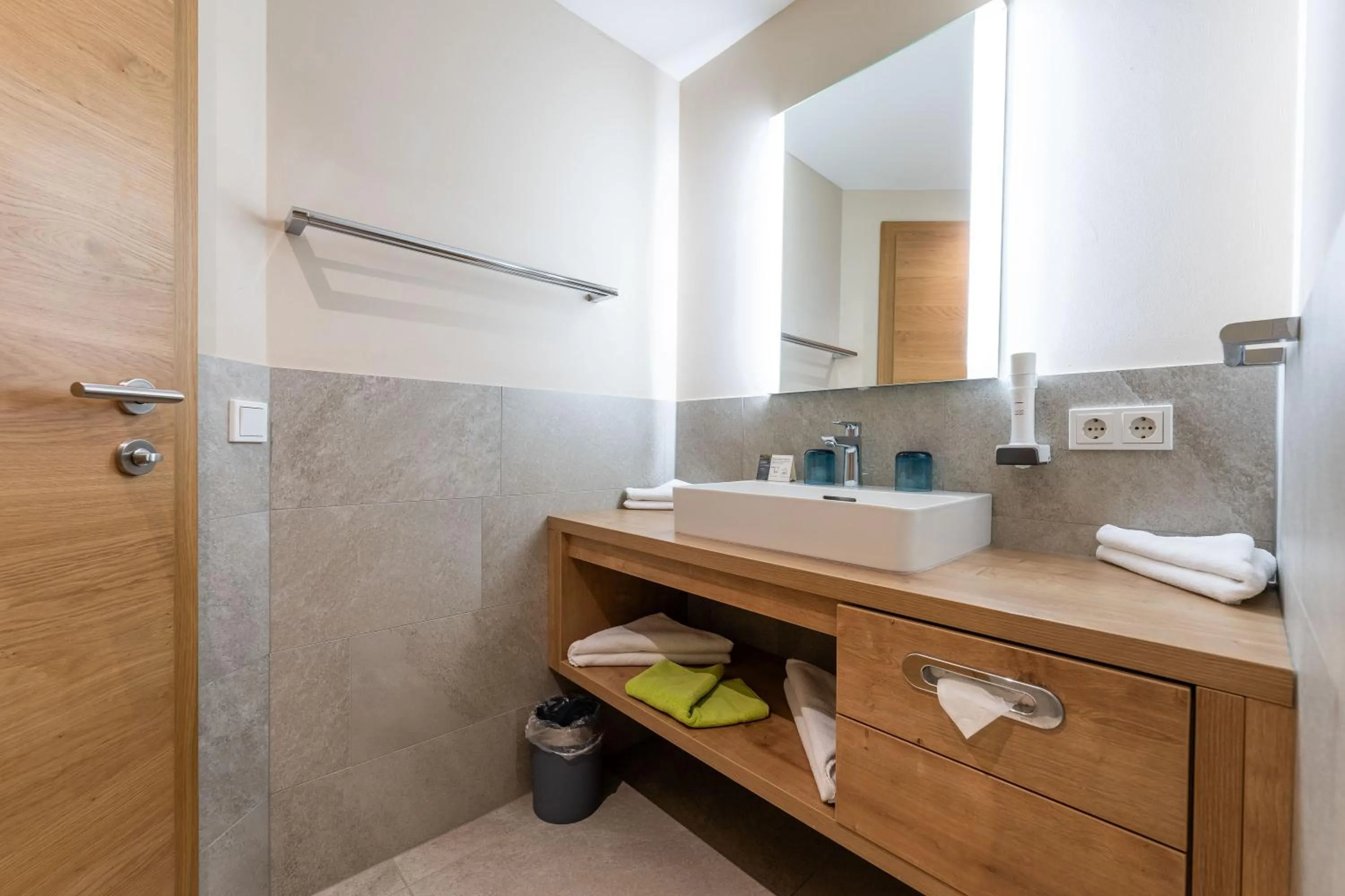 Bathroom in Hotel zum Hirschen Zell am See