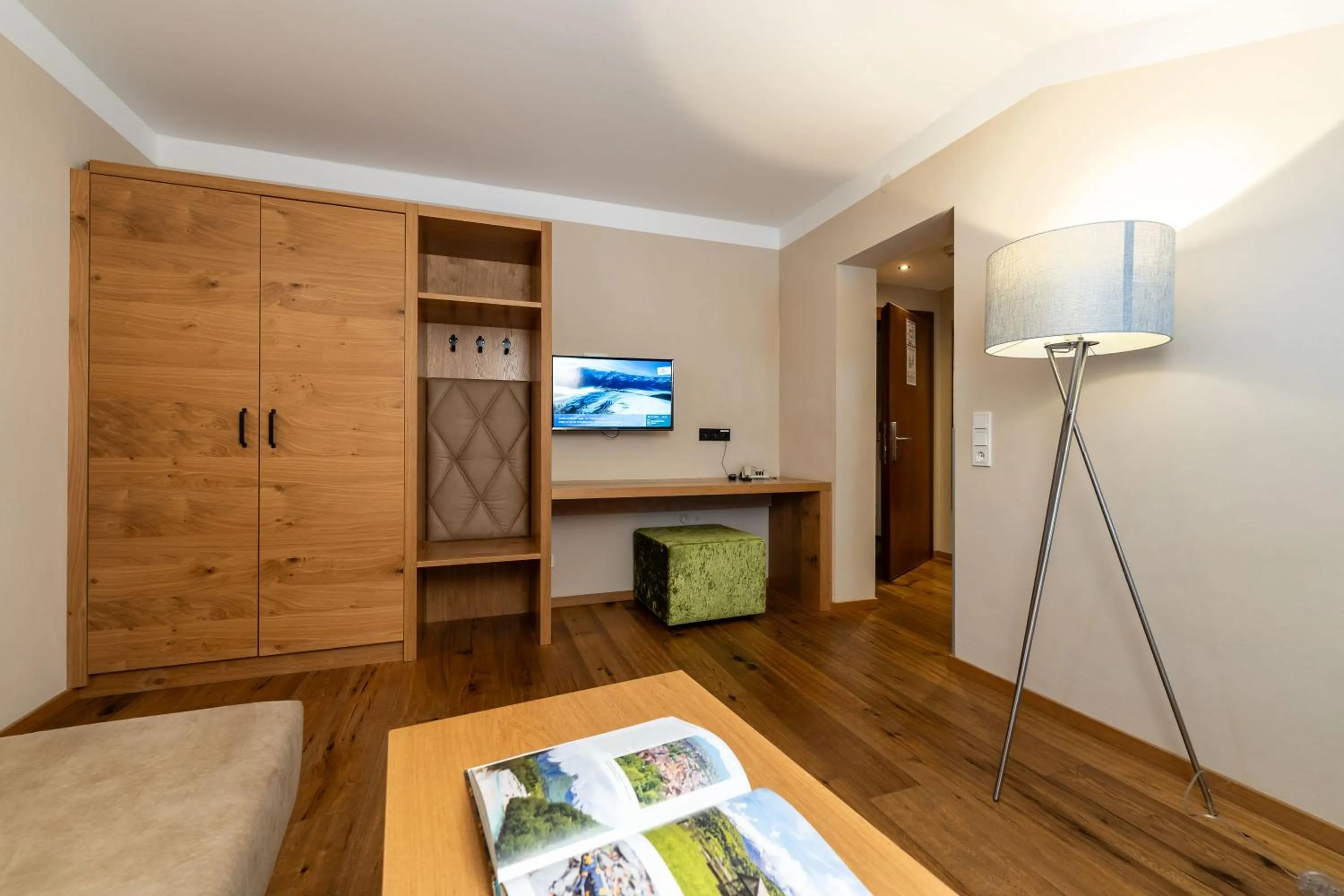 Photo of the whole room in Hotel zum Hirschen Zell am See