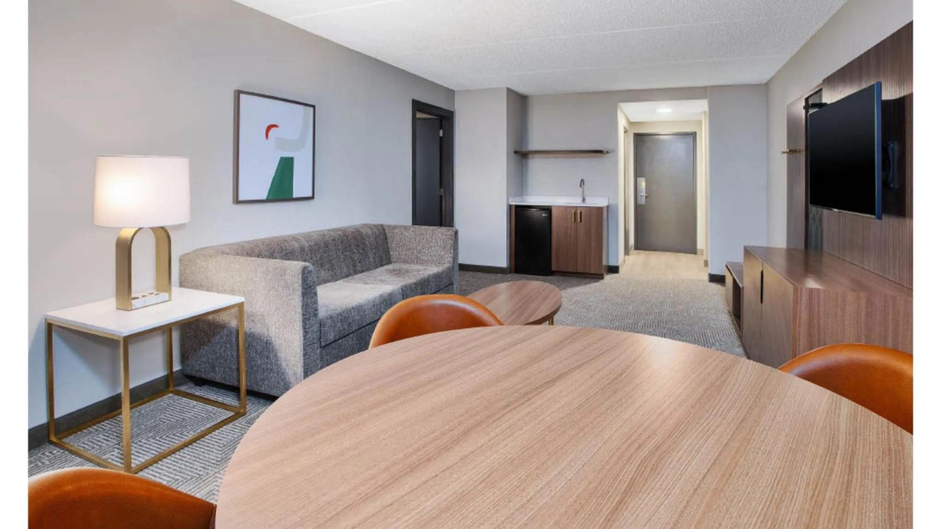 Photo of the whole room in Holiday Inn Morgantown - Reading Area by IHG