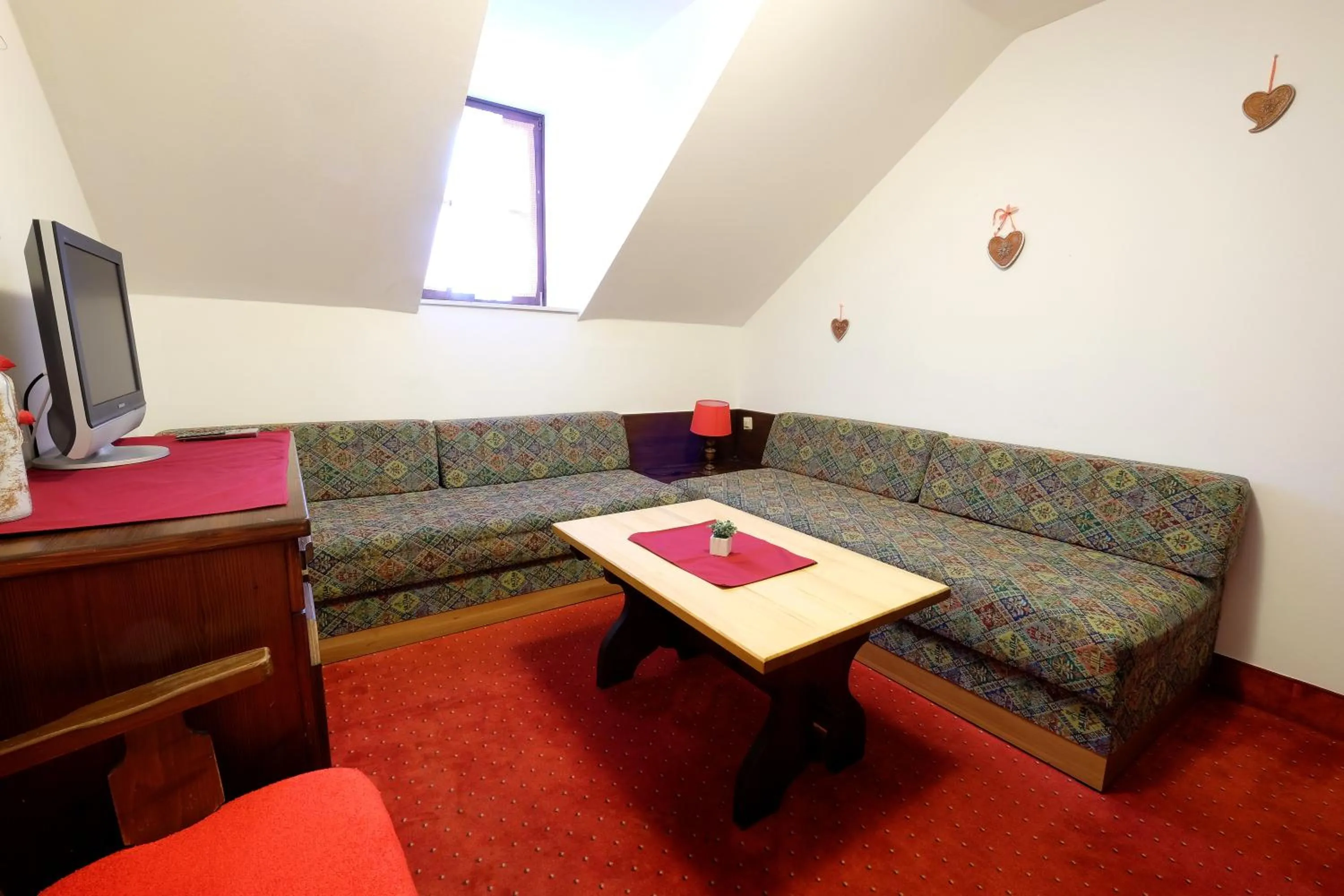 Photo of the whole room in Alpenhotel Marcius