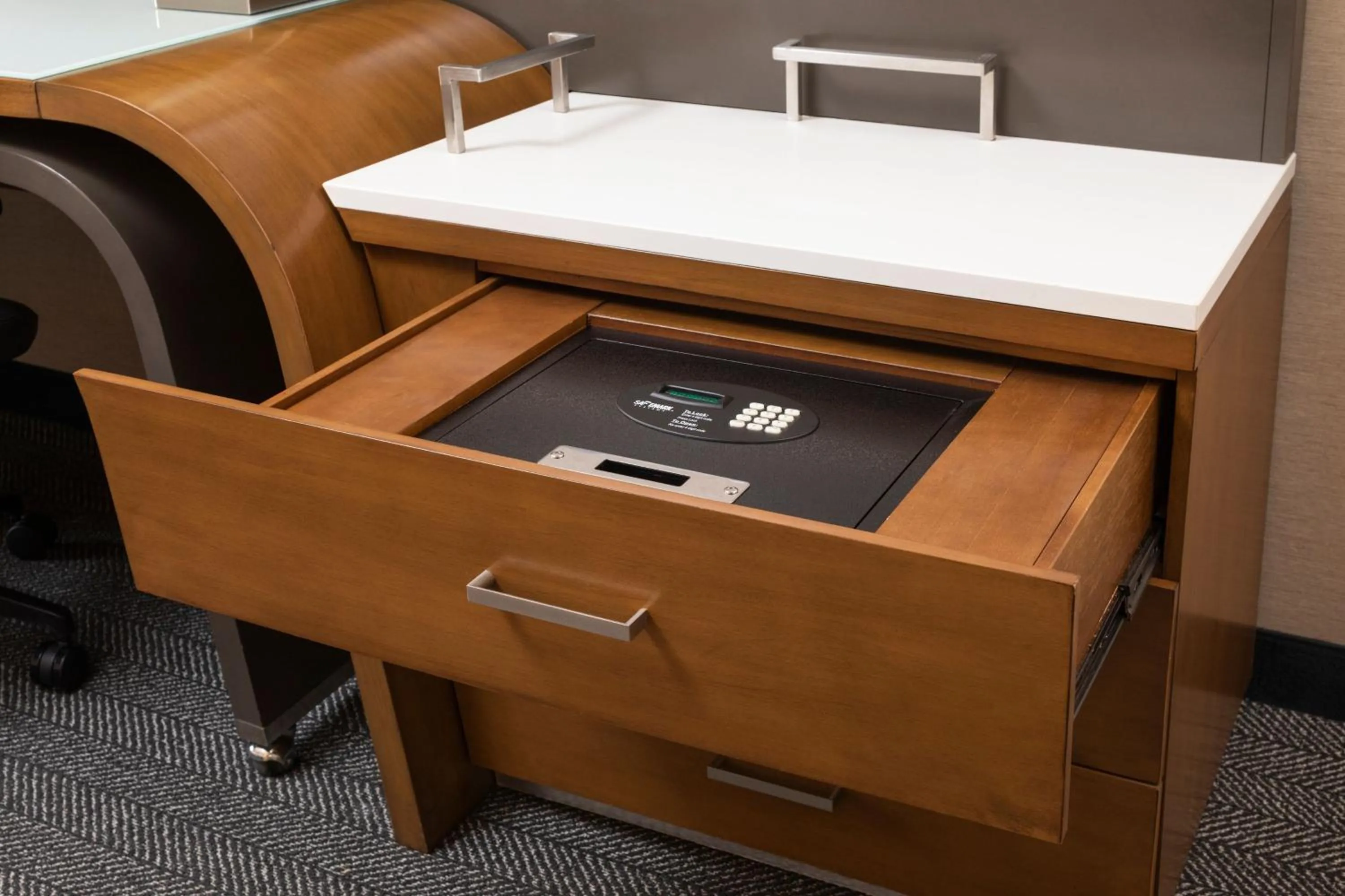 Photo of the whole room in Courtyard by Marriott Minneapolis Downtown