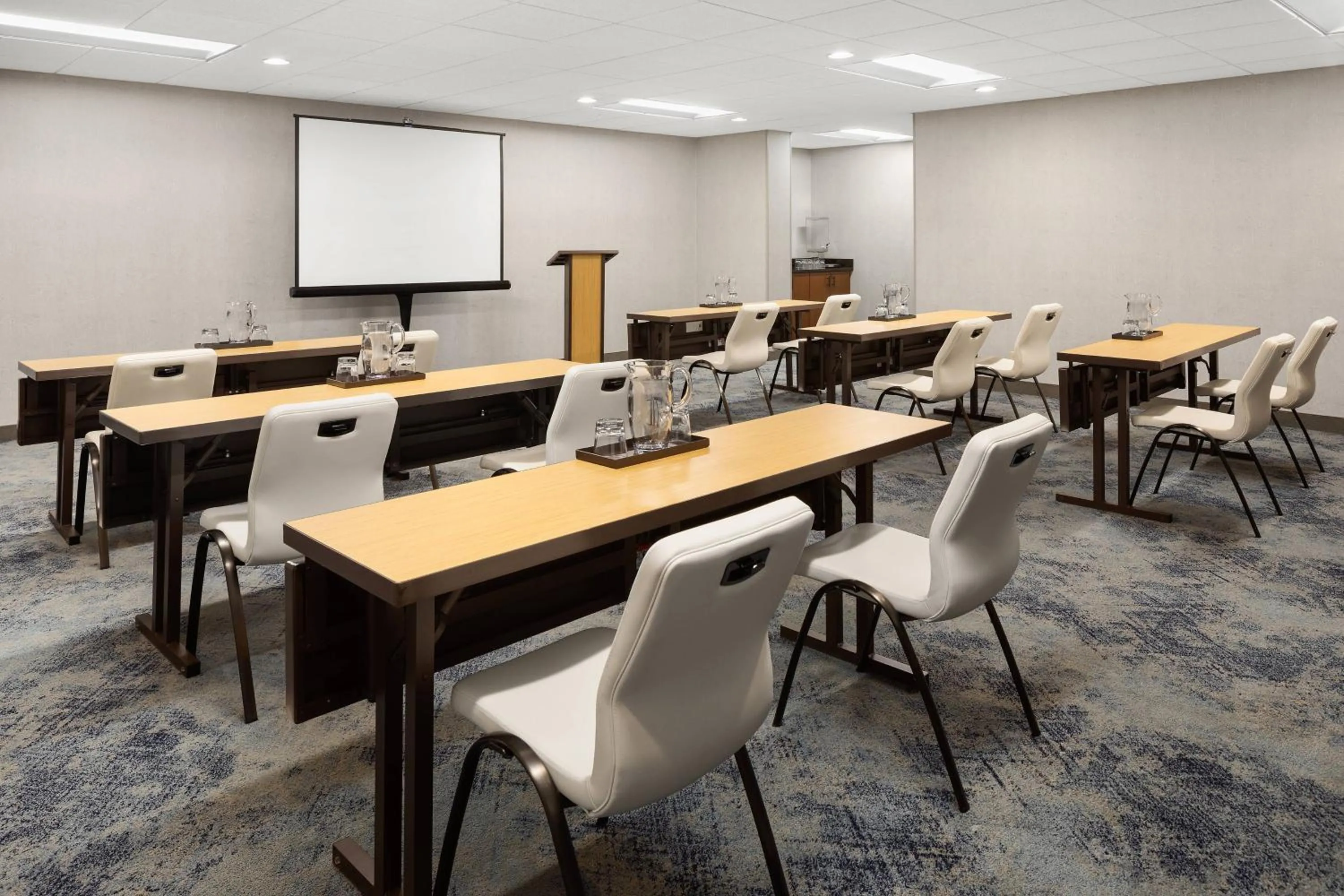 Meeting/conference room in Courtyard by Marriott Minneapolis Downtown