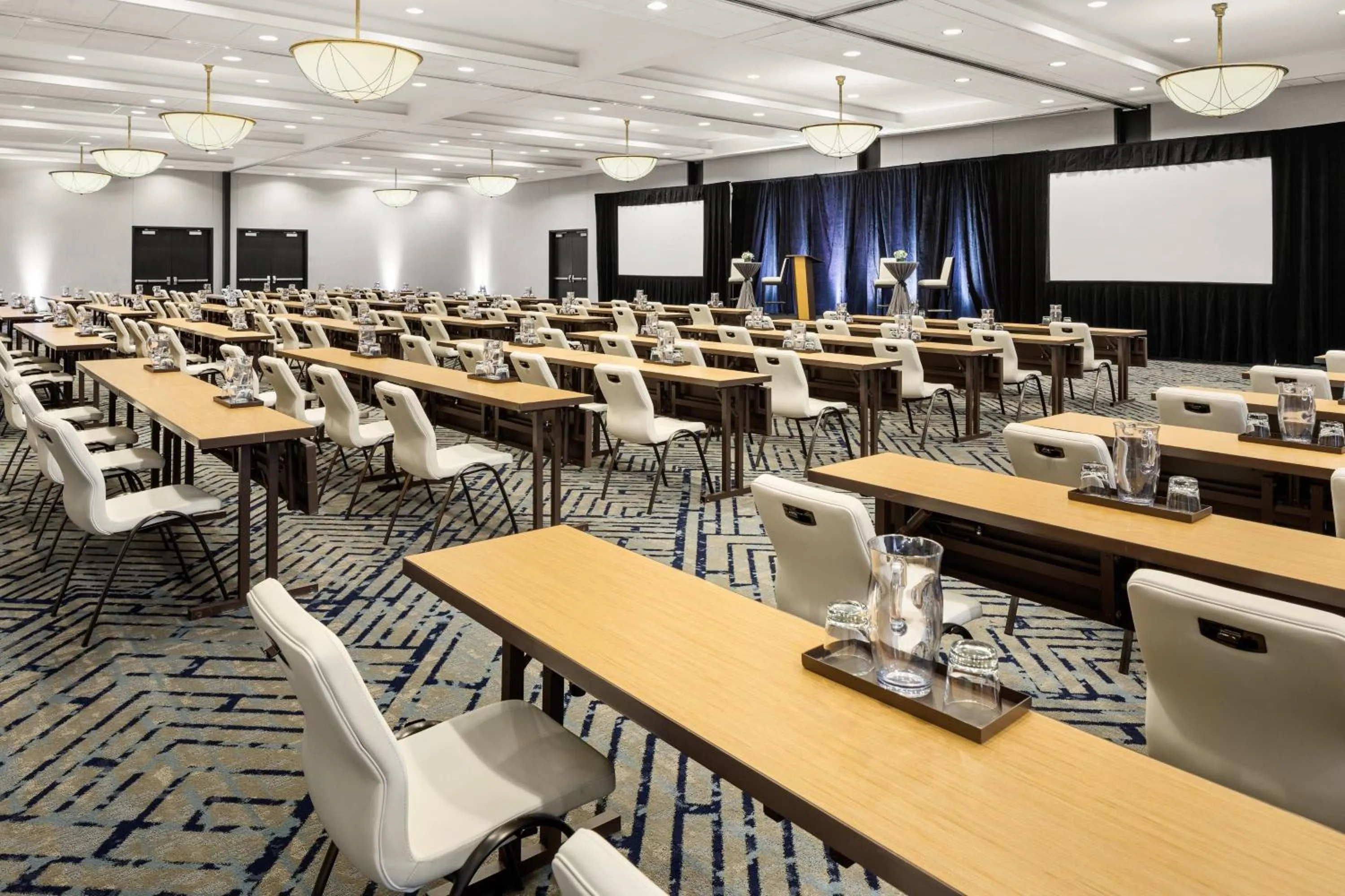 Meeting/conference room in Courtyard by Marriott Minneapolis Downtown