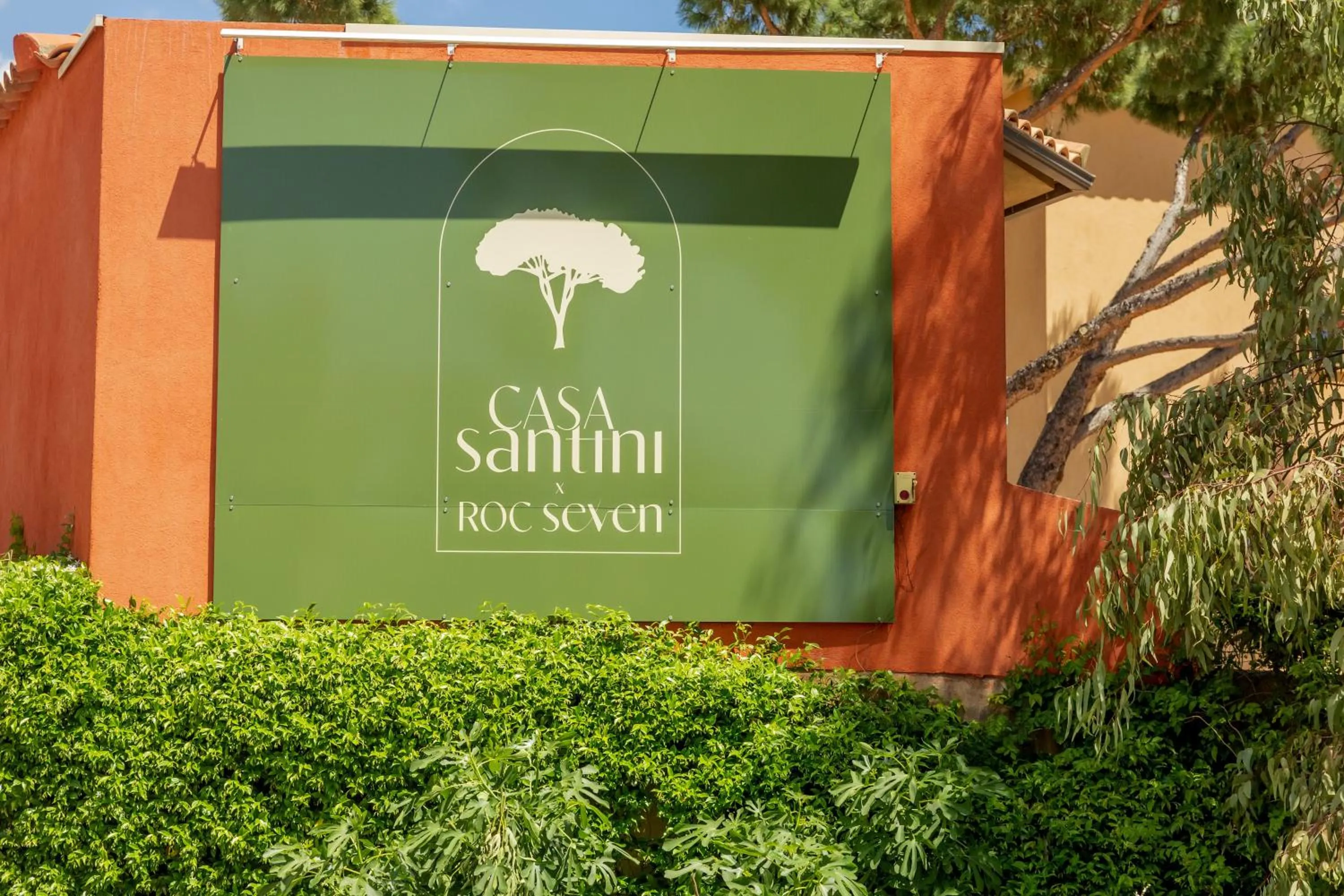 Property building in Casa Santini x Roc Seven