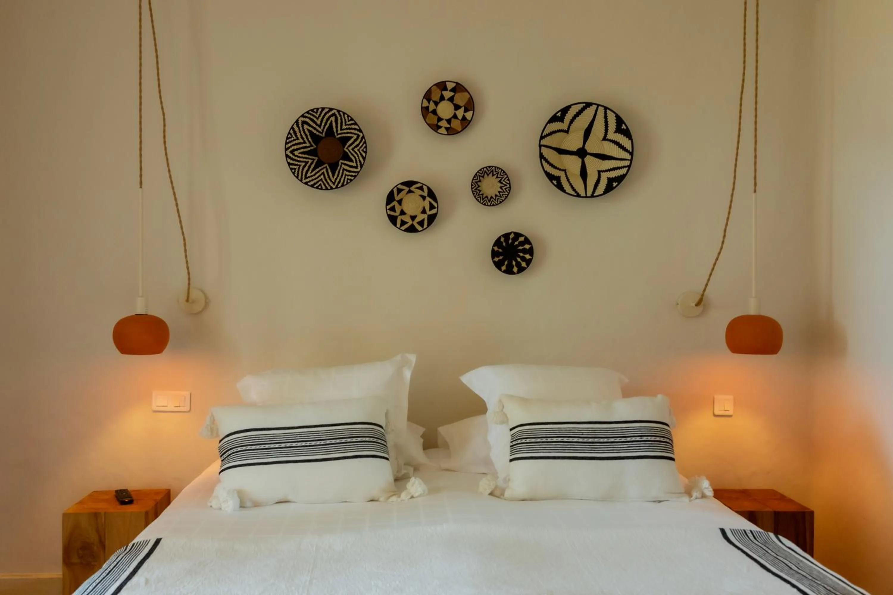 Bed in Casa Santini x Roc Seven