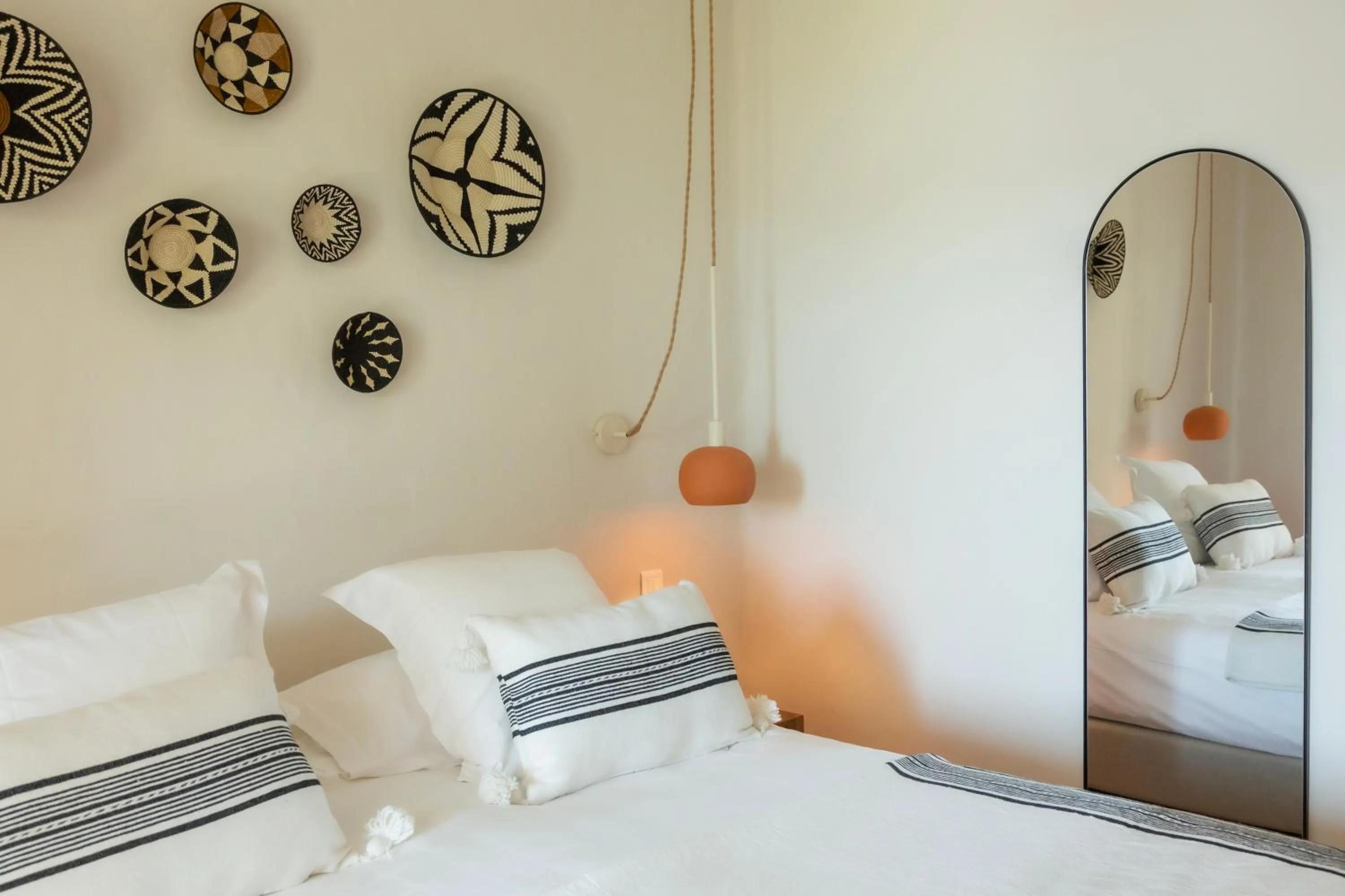 Bed in Casa Santini x Roc Seven