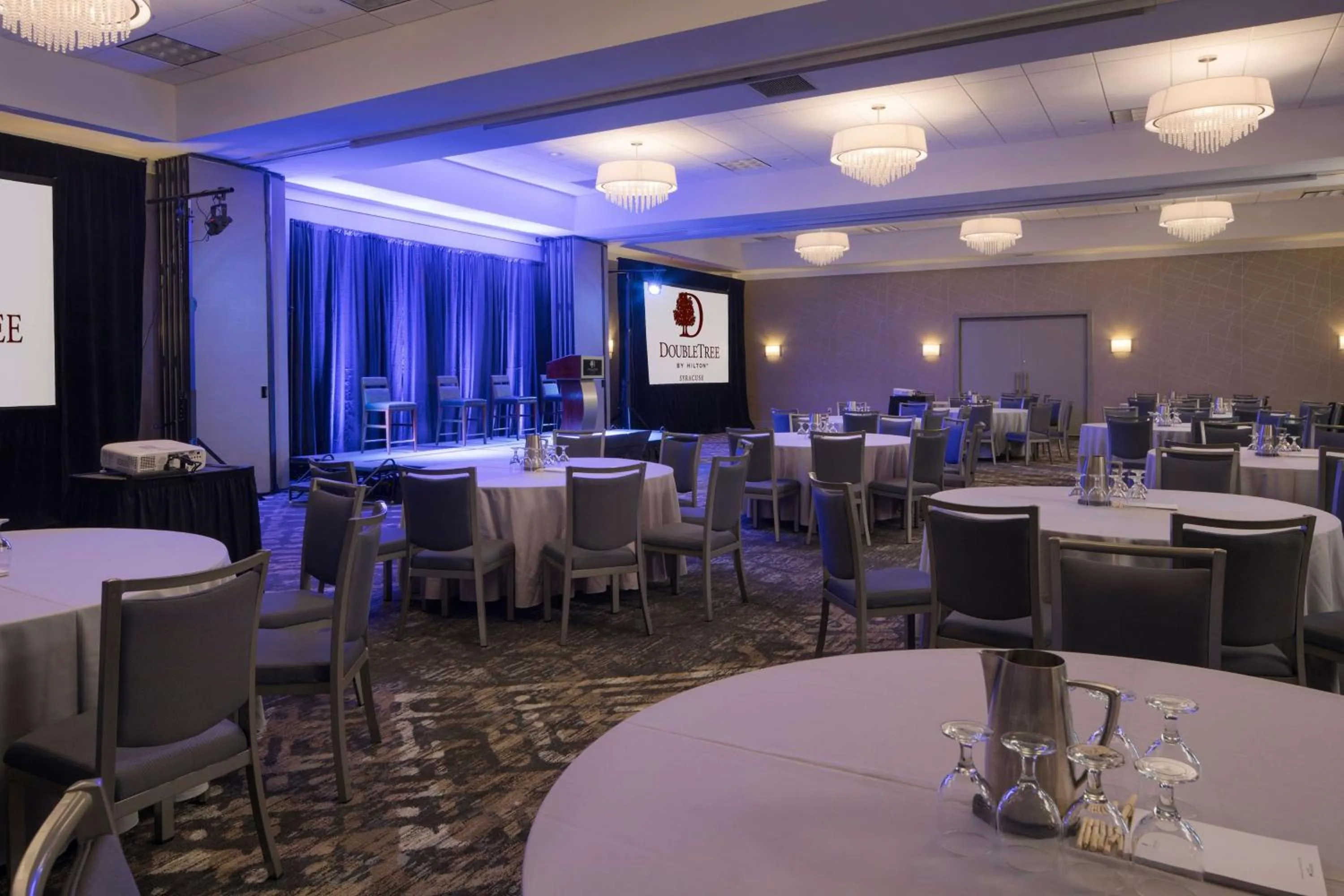 Meeting/conference room in DoubleTree by Hilton Hotel Syracuse