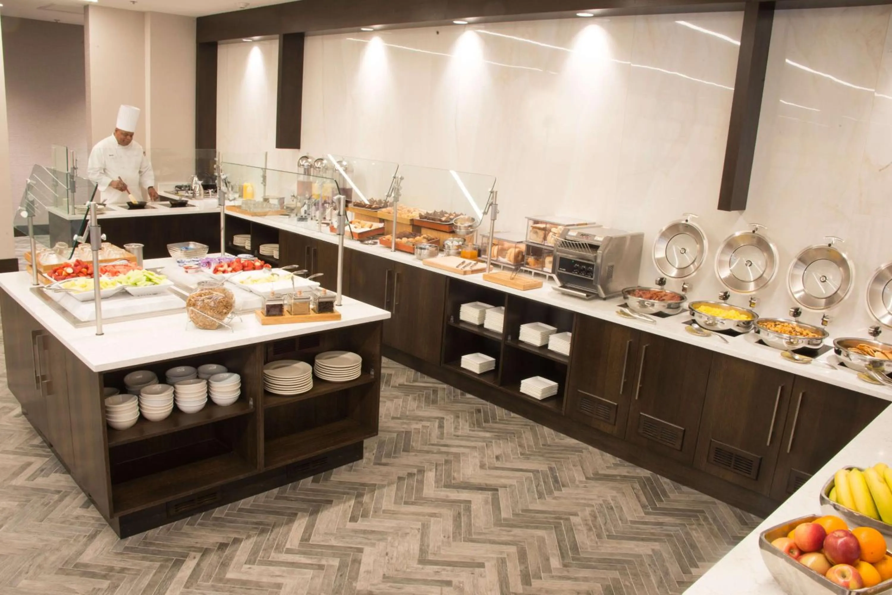 Restaurant/places to eat in DoubleTree by Hilton Hotel Syracuse