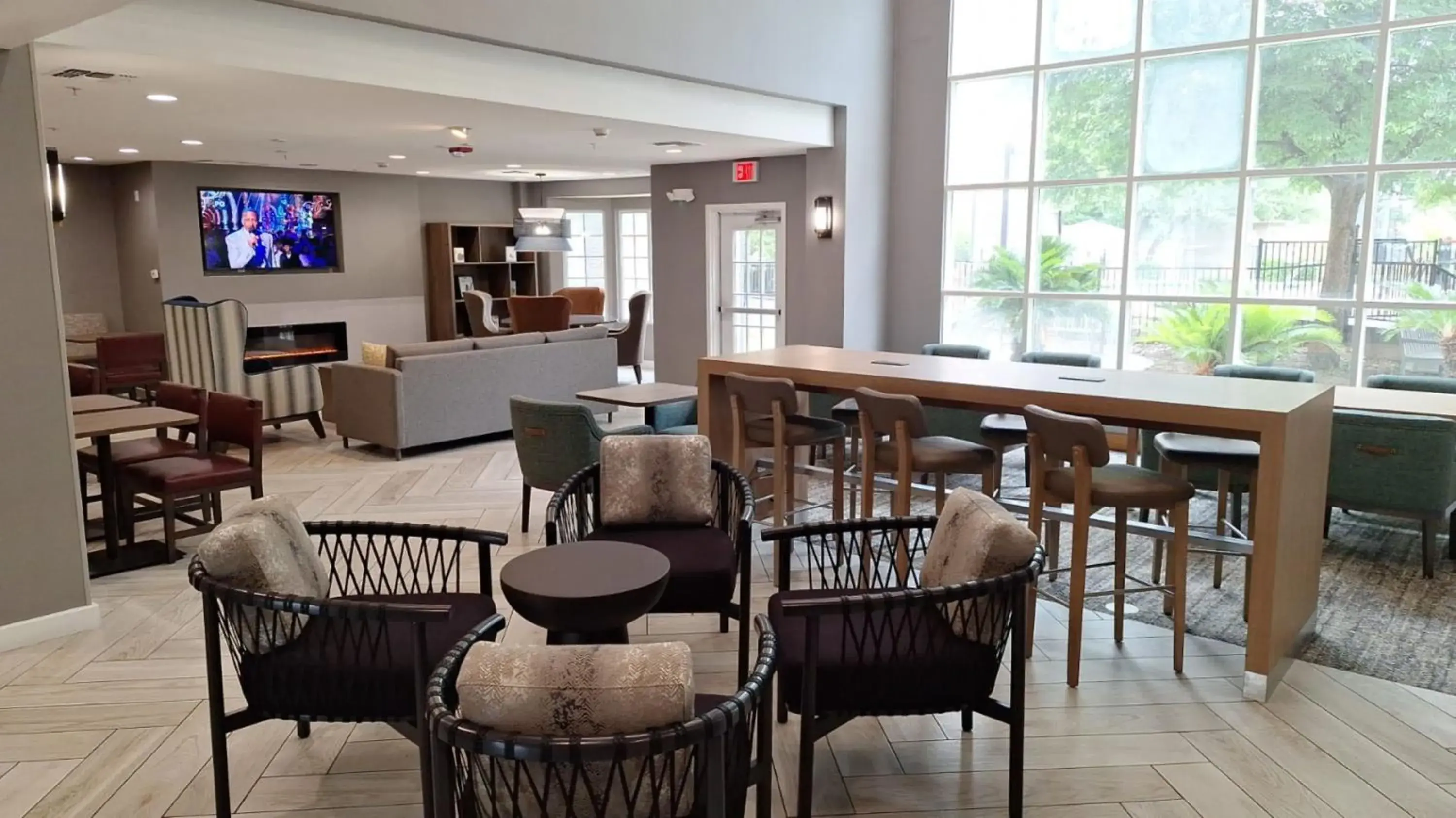 Restaurant/places to eat in Staybridge Suites Austin Airport by IHG Restaurant/places to eat in Staybridge Suites Austin Airport by IHG