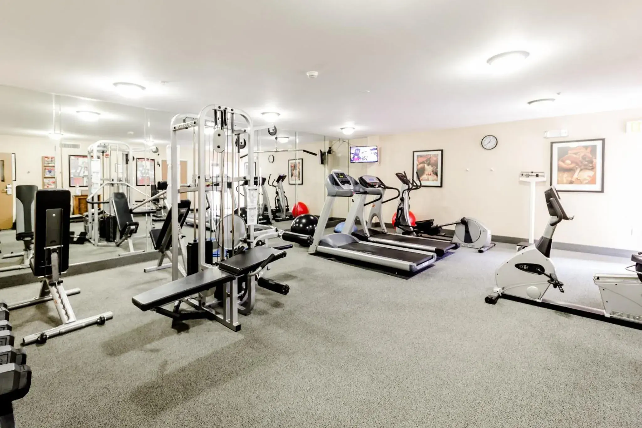 Fitness centre/facilities in Staybridge Suites Austin Airport by IHG Fitness centre/facilities in Staybridge Suites Austin Airport by IHG