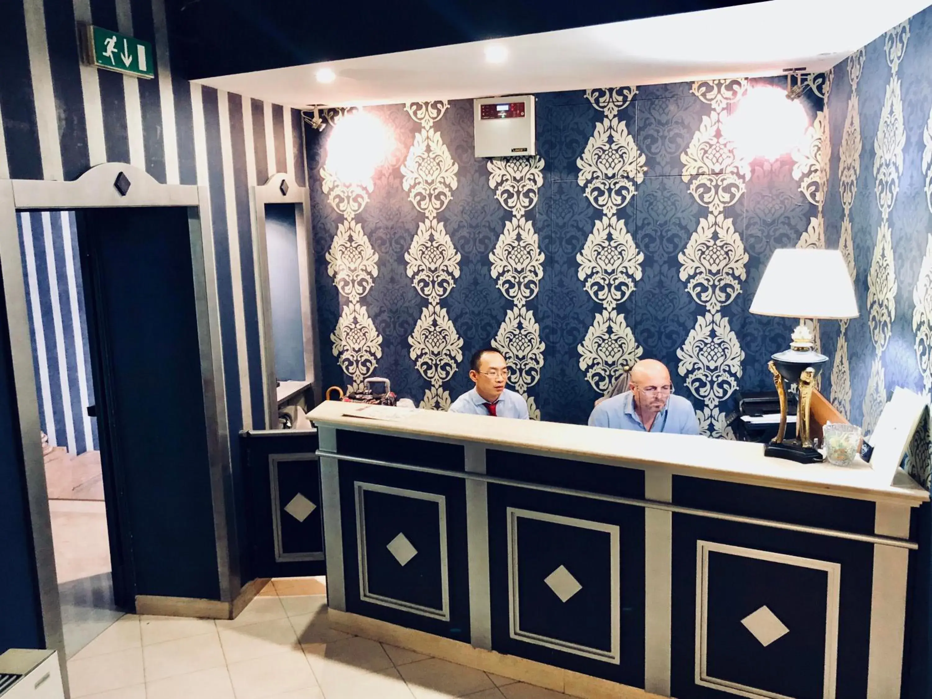 Lobby or reception in Hotel Paris Lobby or reception in Hotel Paris