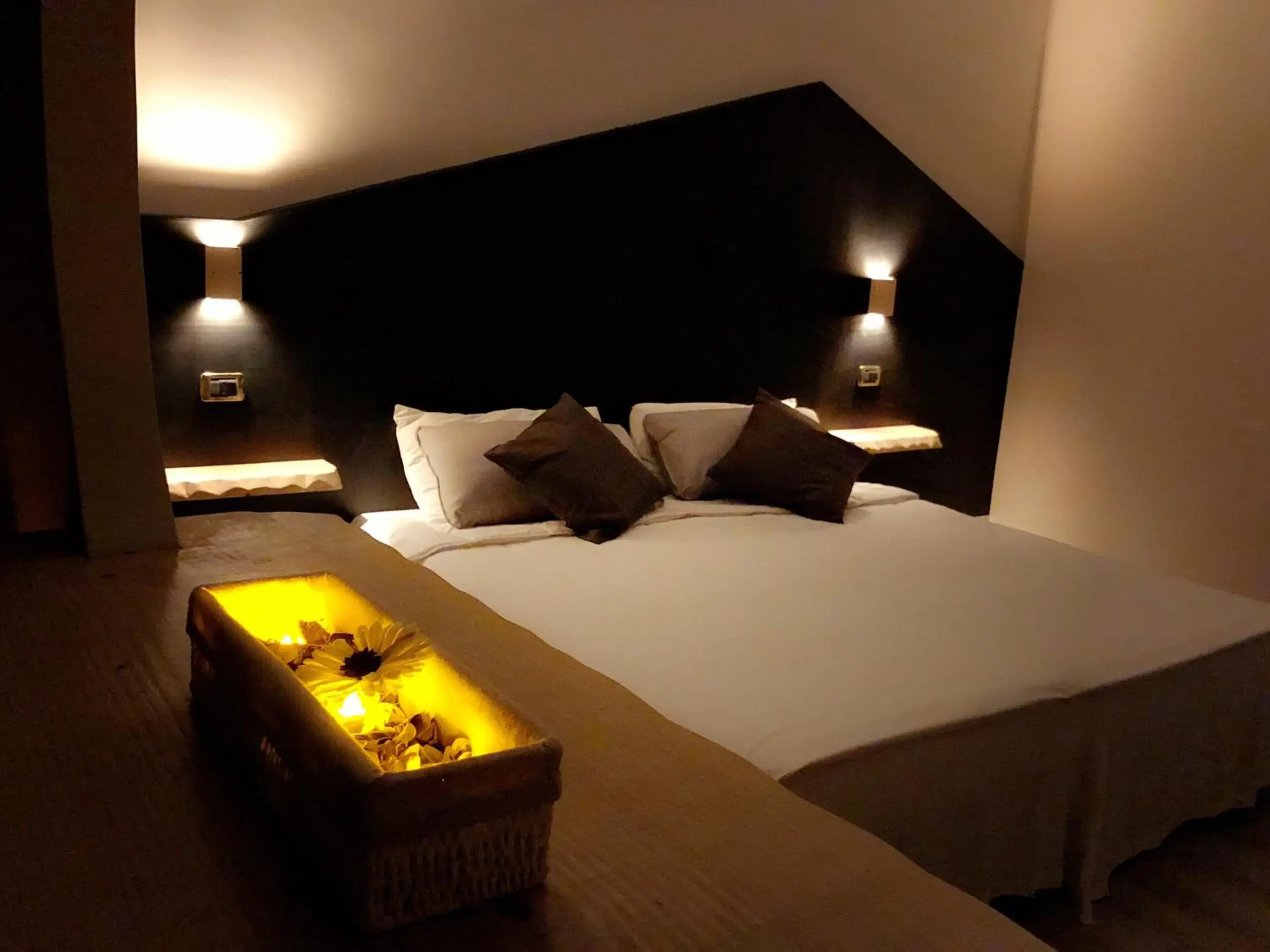 Bed in Hotel Paris Bed in Hotel Paris