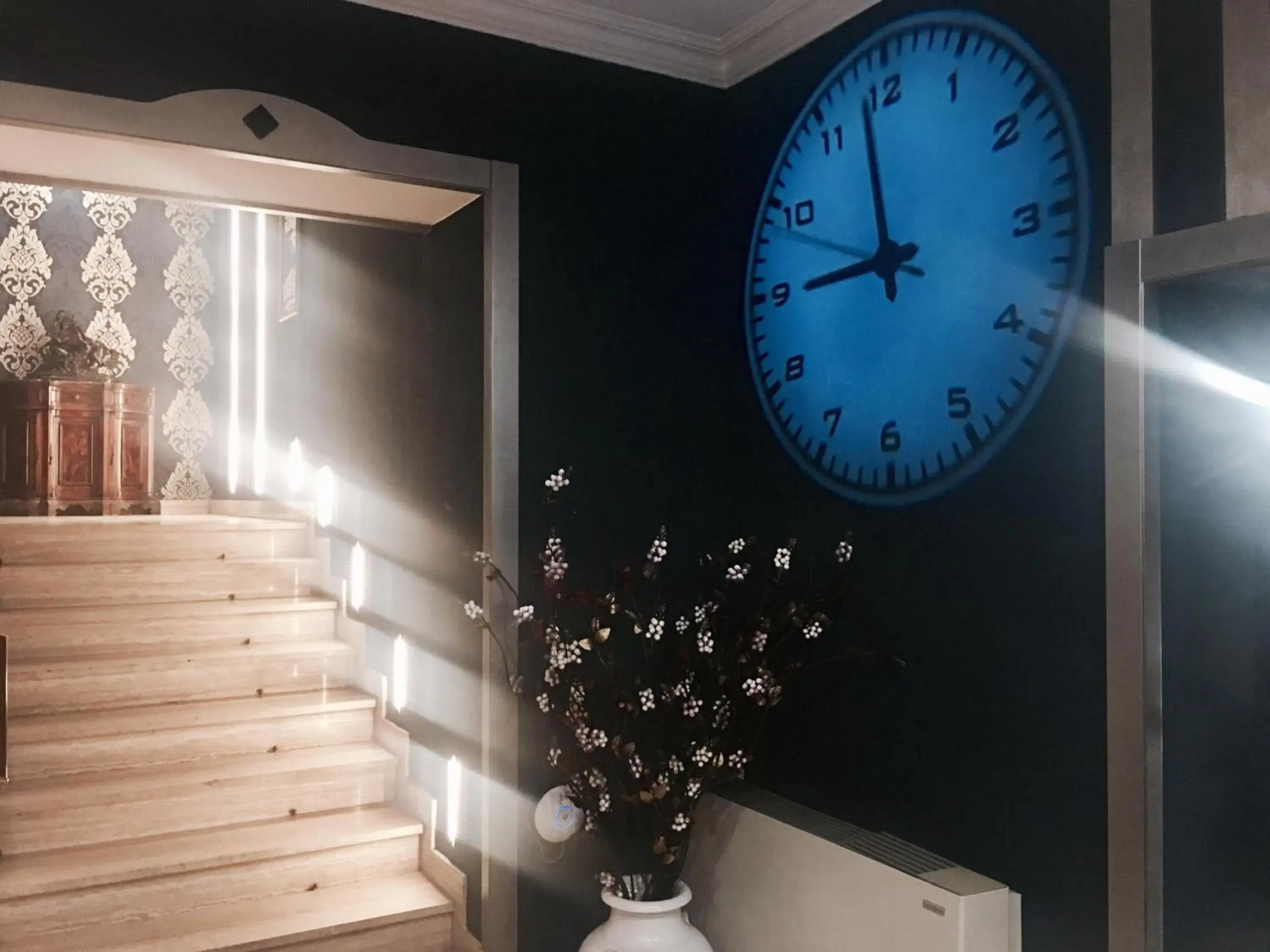 Lobby or reception in Hotel Paris Lobby or reception in Hotel Paris