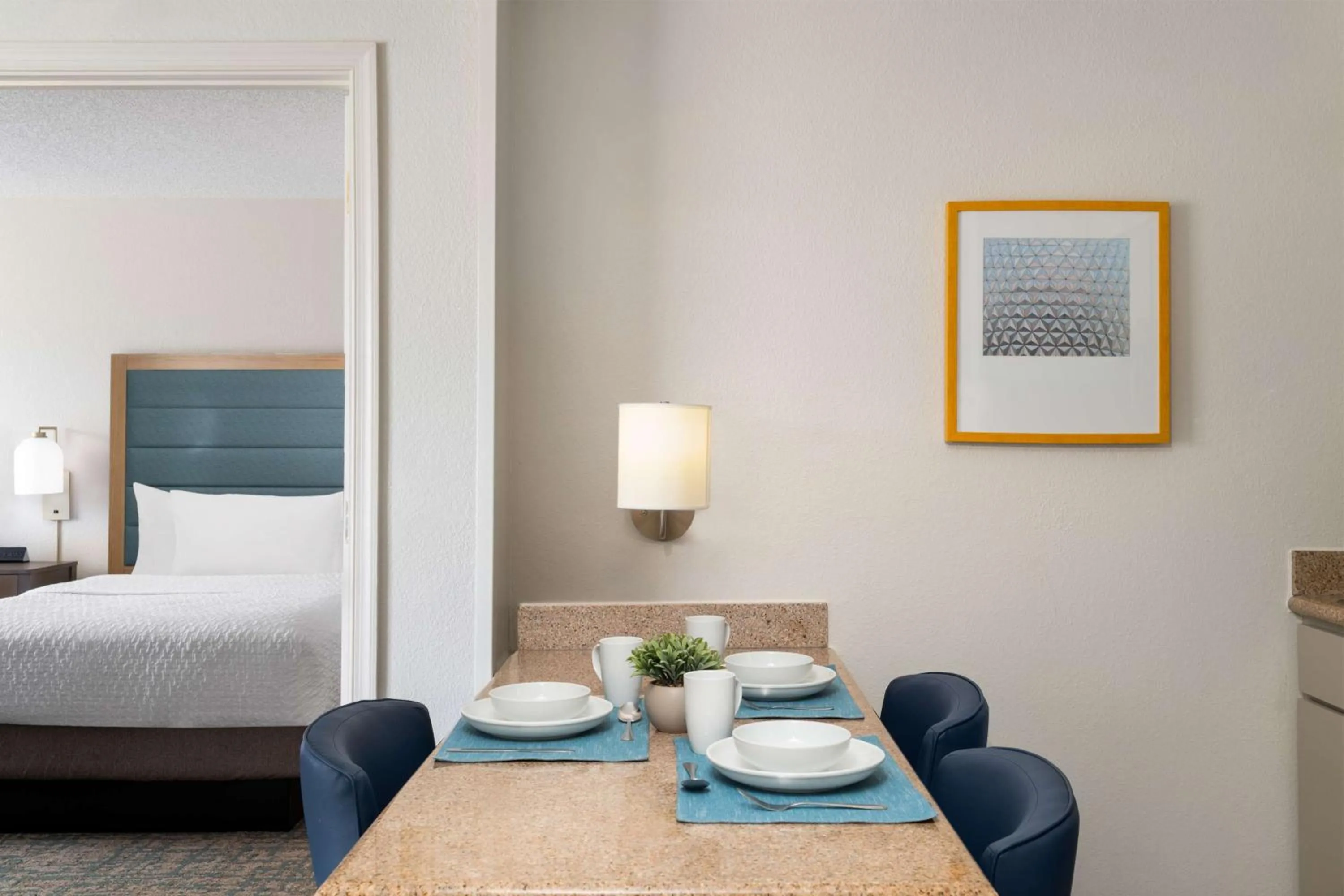 Kitchen or kitchenette, Bed in Homewood Suites by Hilton Lake Mary Orlando North