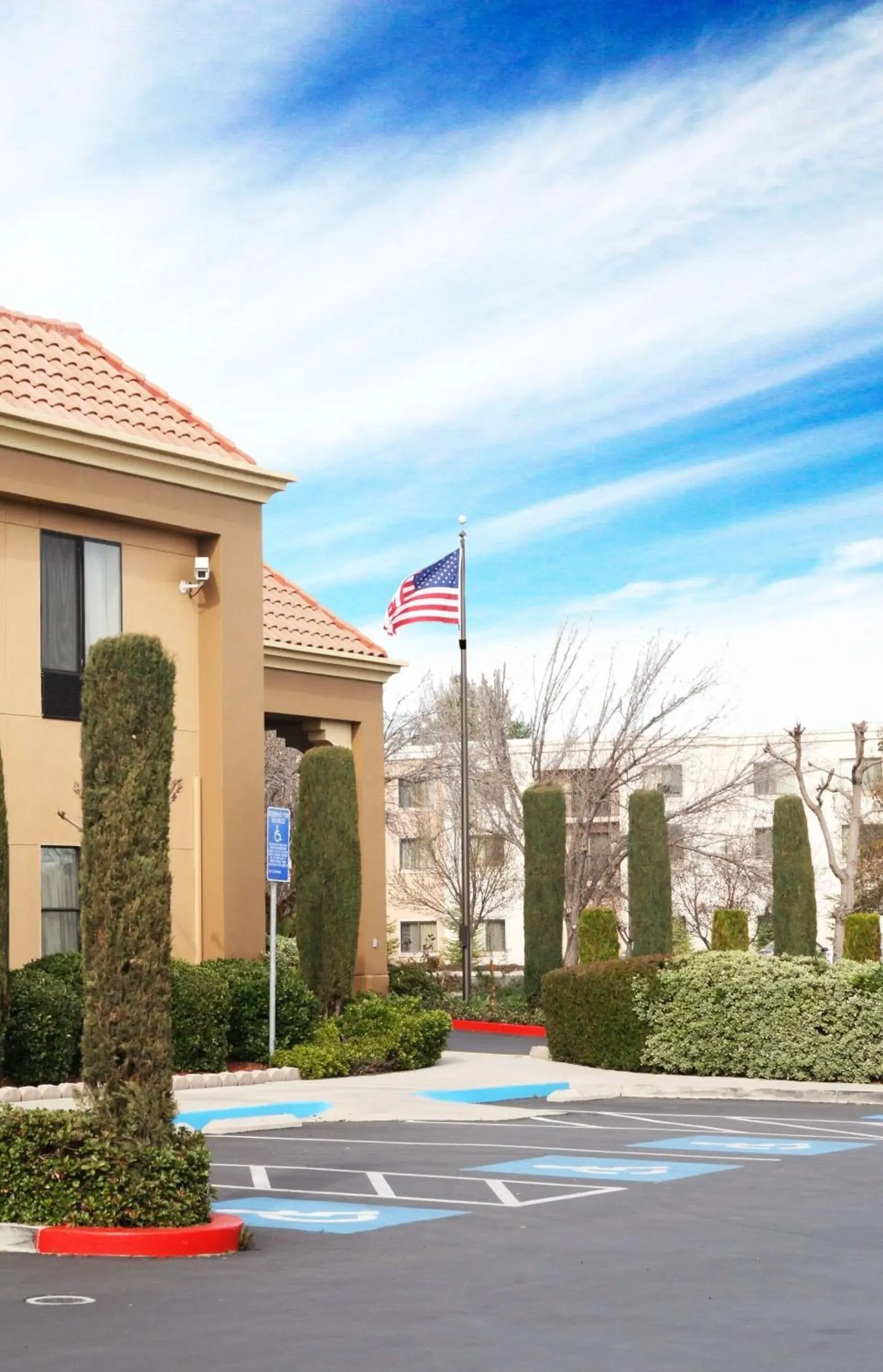 Property building in Hampton Inn Livermore Property building in Hampton Inn Livermore