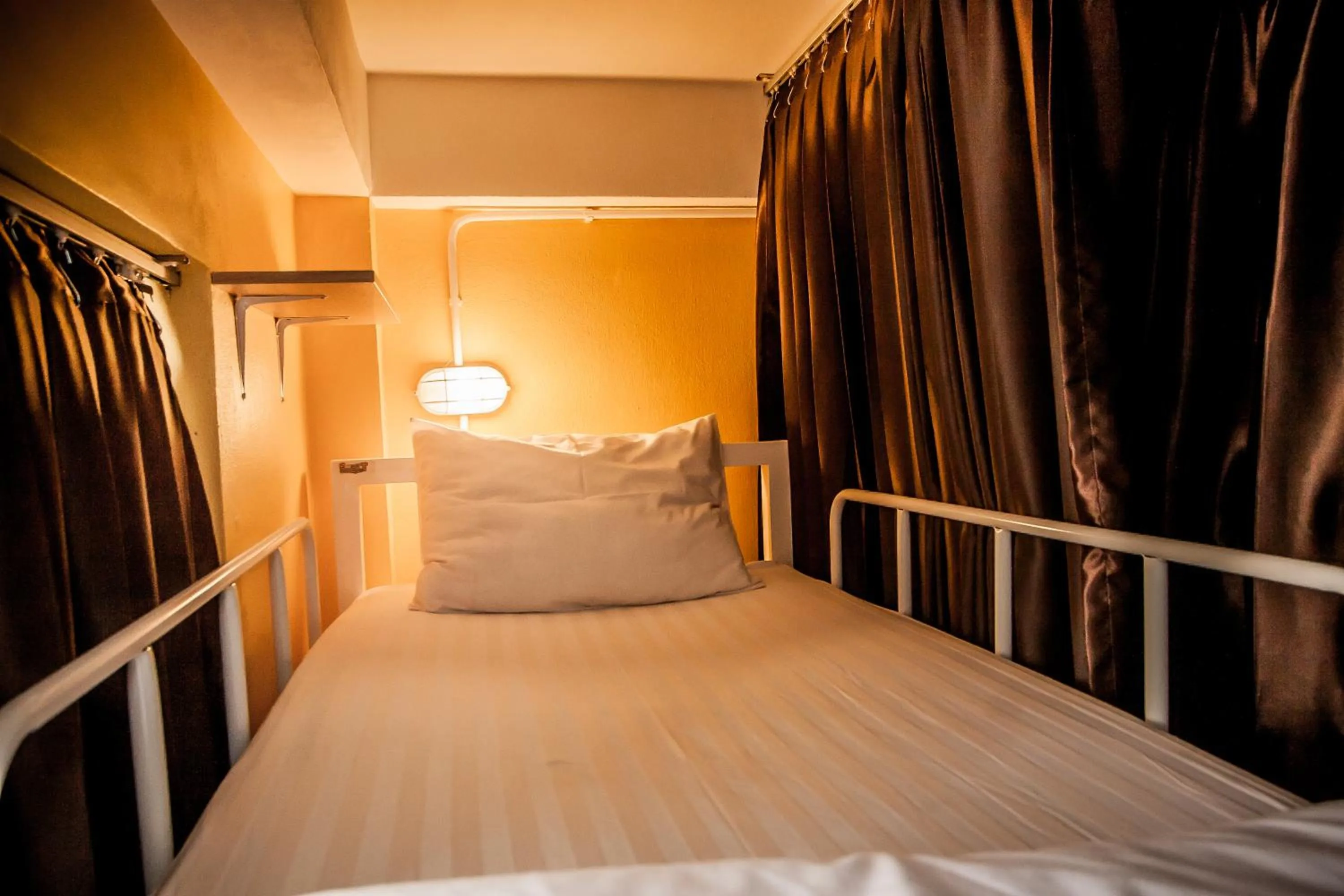 Bed in Thai Thai Hostel