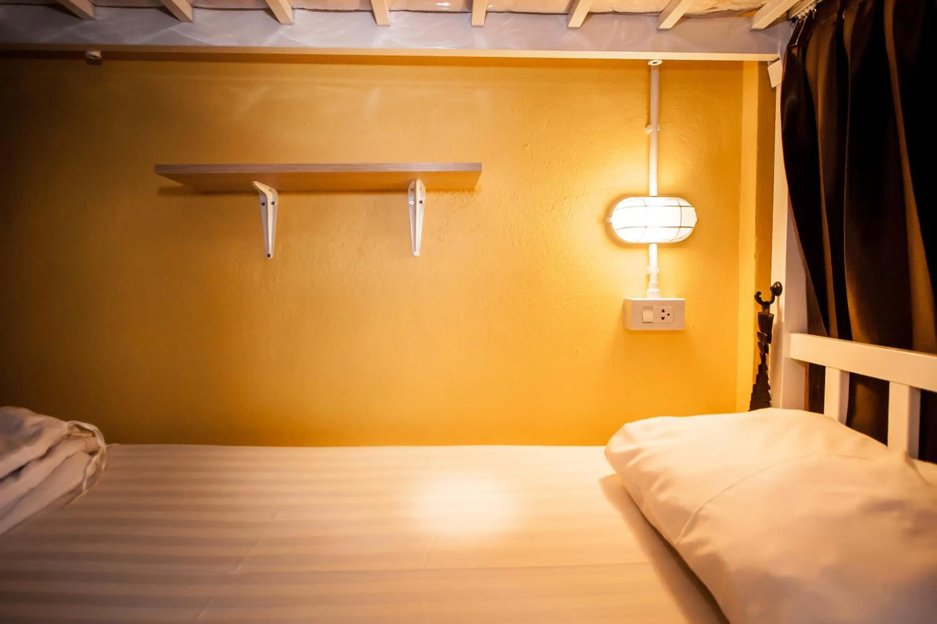 Bed in Thai Thai Hostel