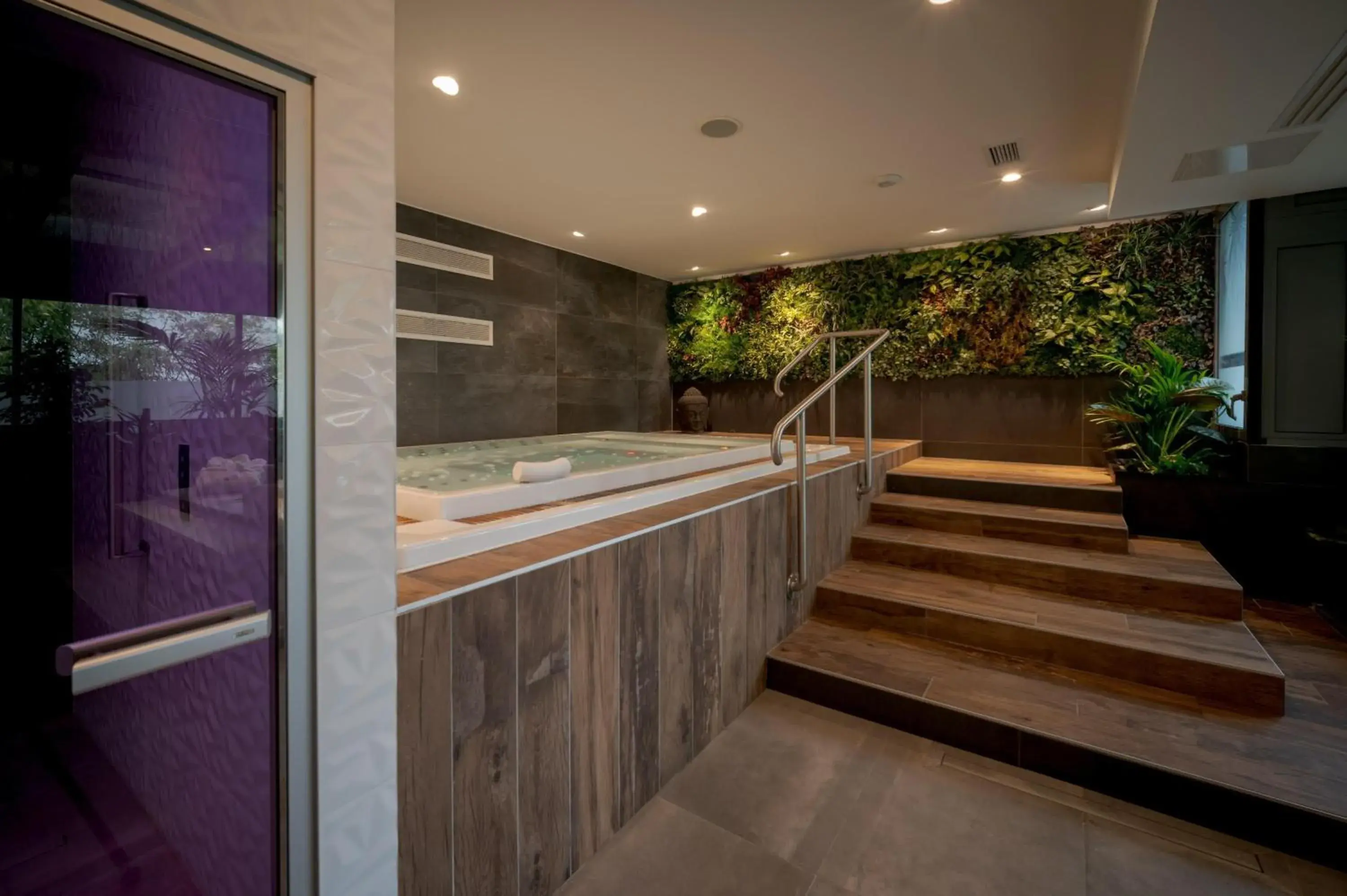 Spa and wellness centre/facilities in BW Plus Central Park Hotel & Spa Spa and wellness centre/facilities in BW Plus Central Park Hotel & Spa