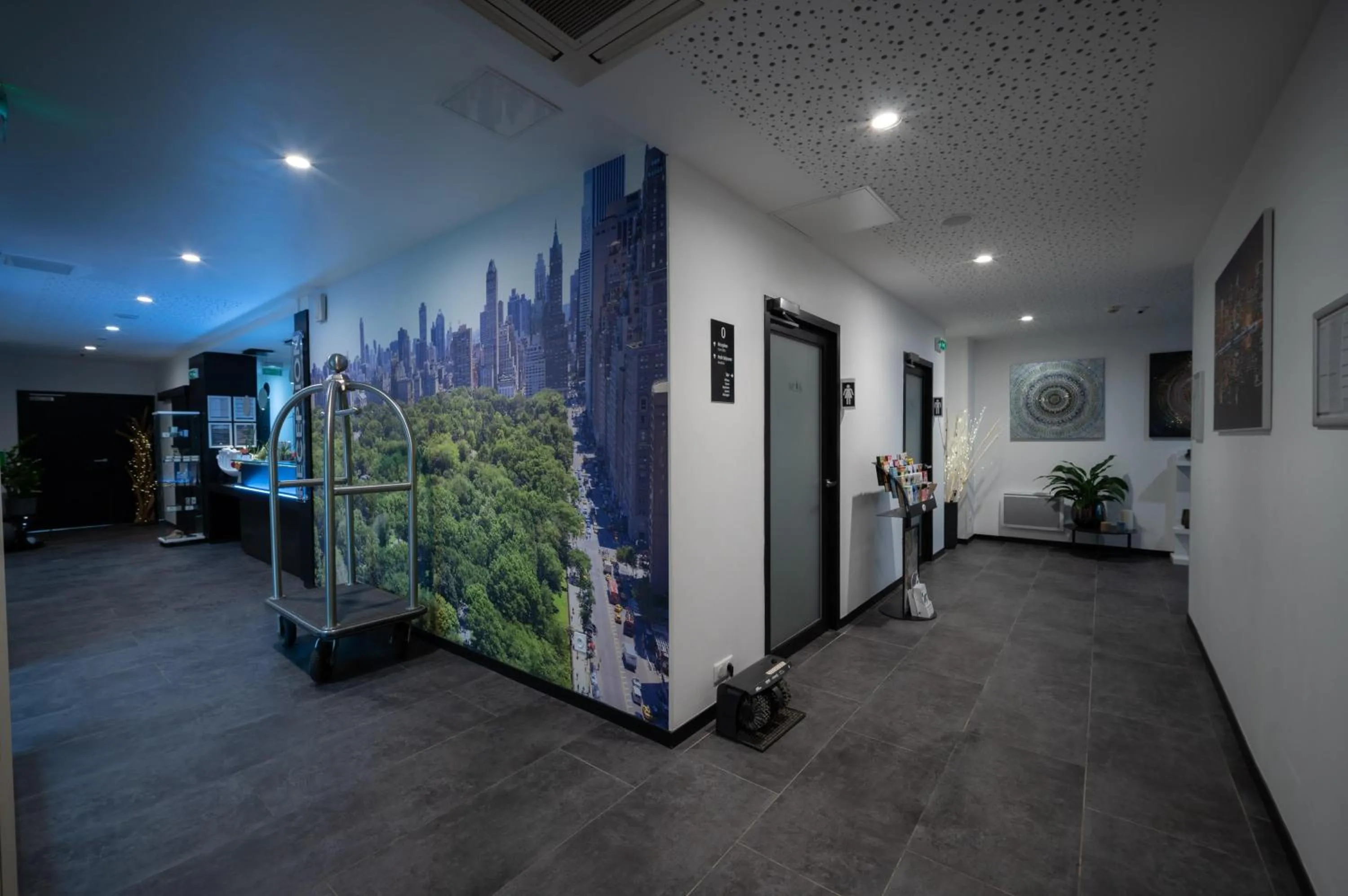 Lobby or reception in Best Western Plus Central Park Hotel