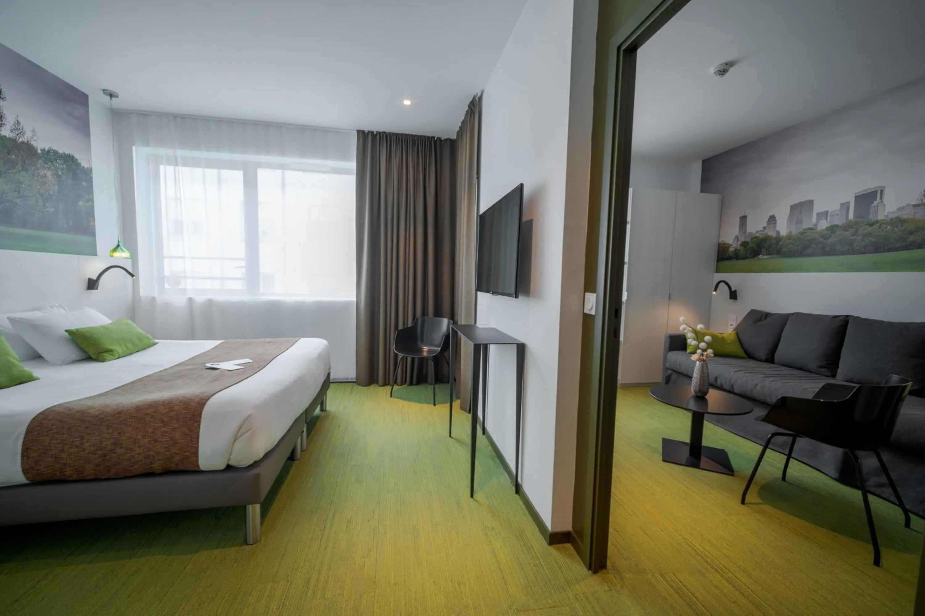 Bedroom, Bed in Best Western Plus Central Park Hotel