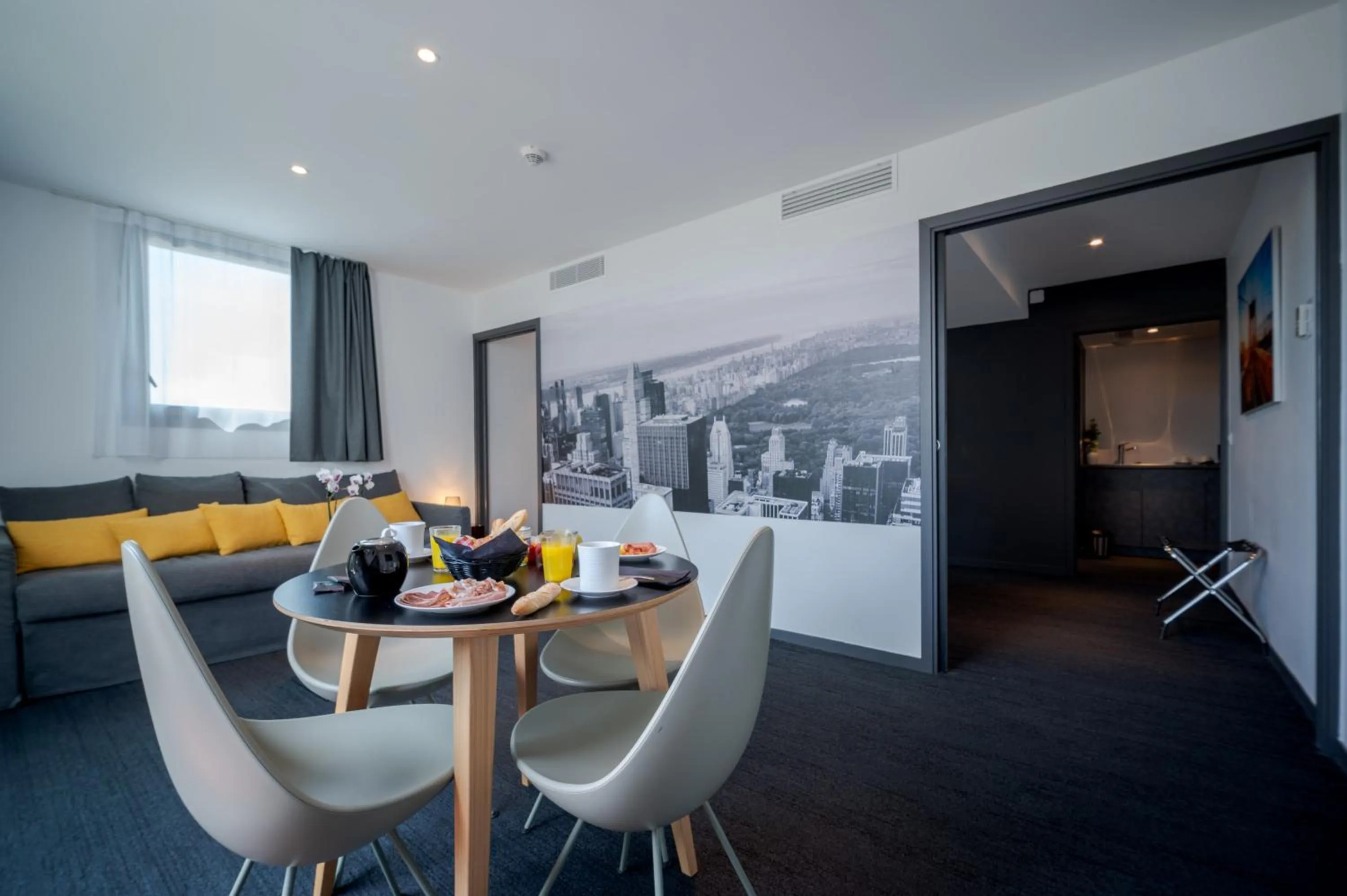 Living room in Best Western Plus Central Park Hotel