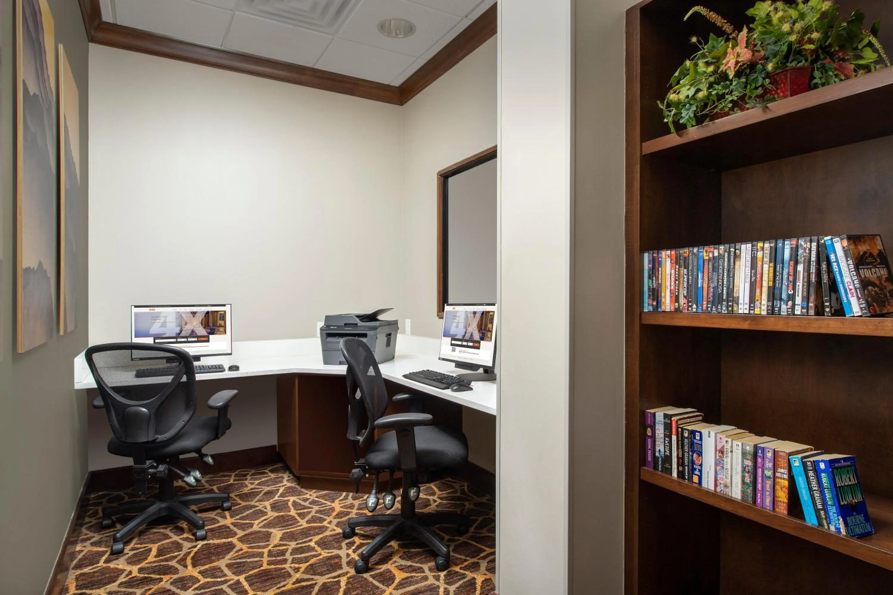 Business facilities in Staybridge Suites North Charleston by IHG