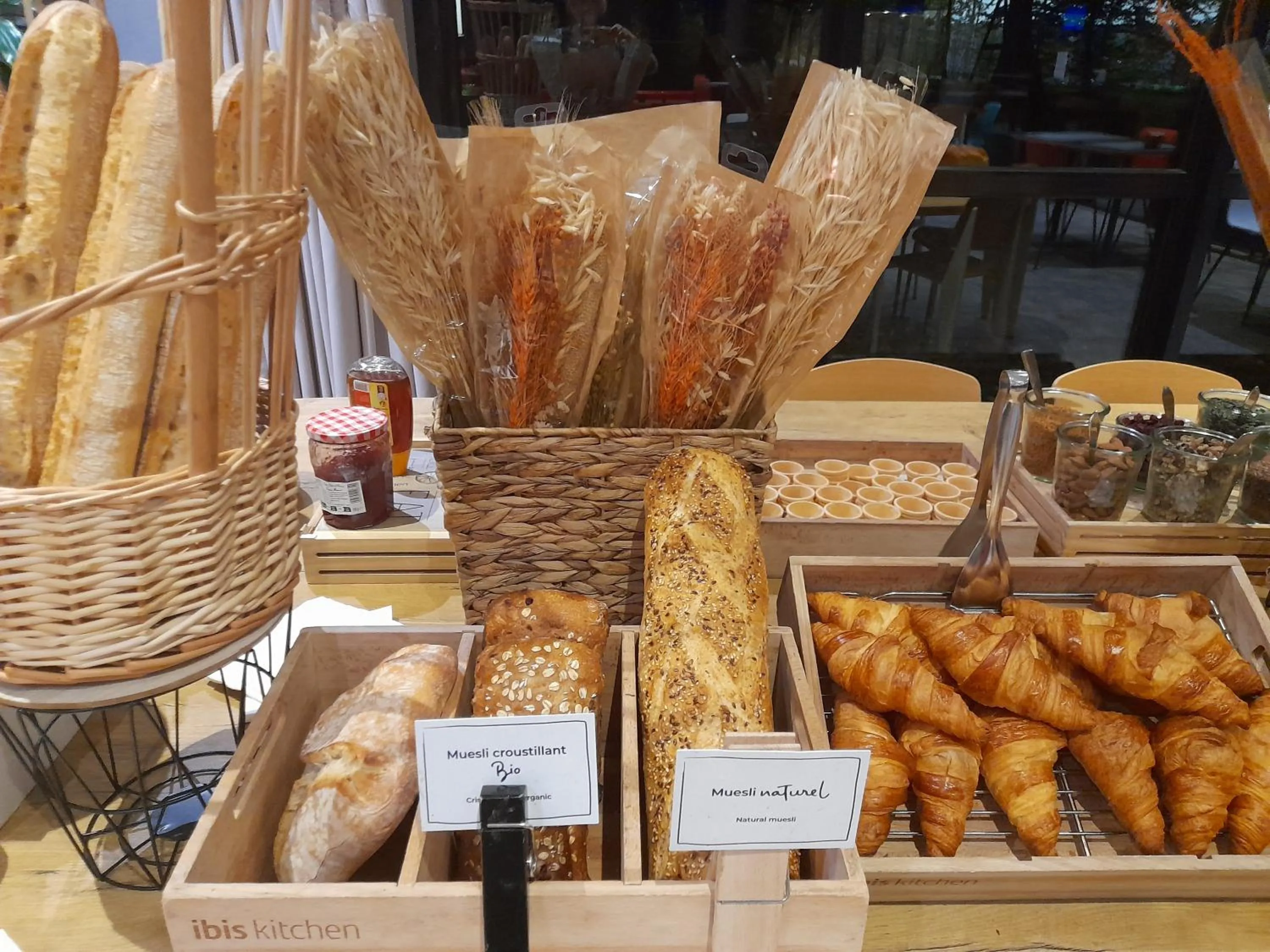 Buffet breakfast in ibis Nancy-Brabois