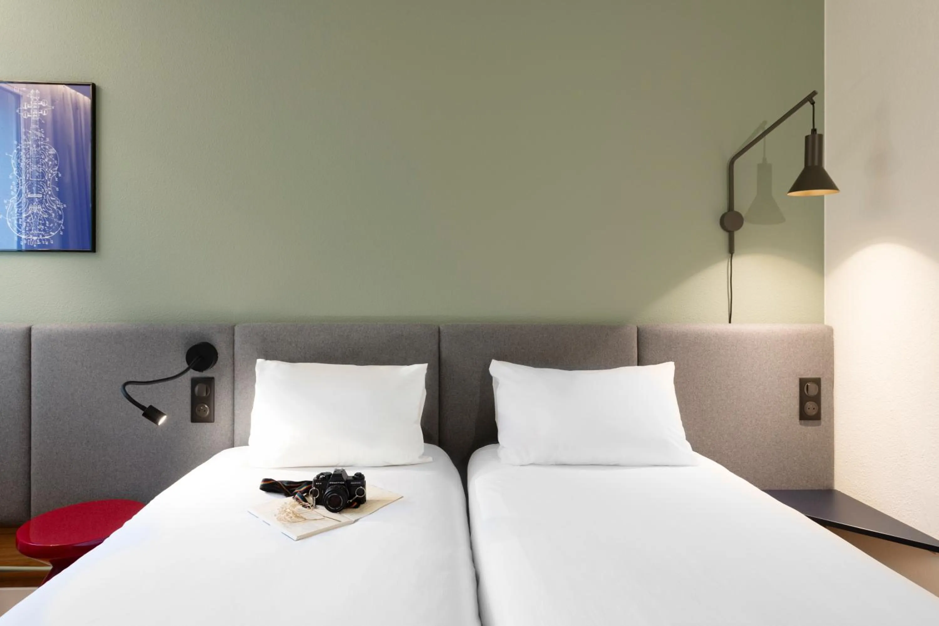 Bedroom, Bed in ibis Nancy-Brabois