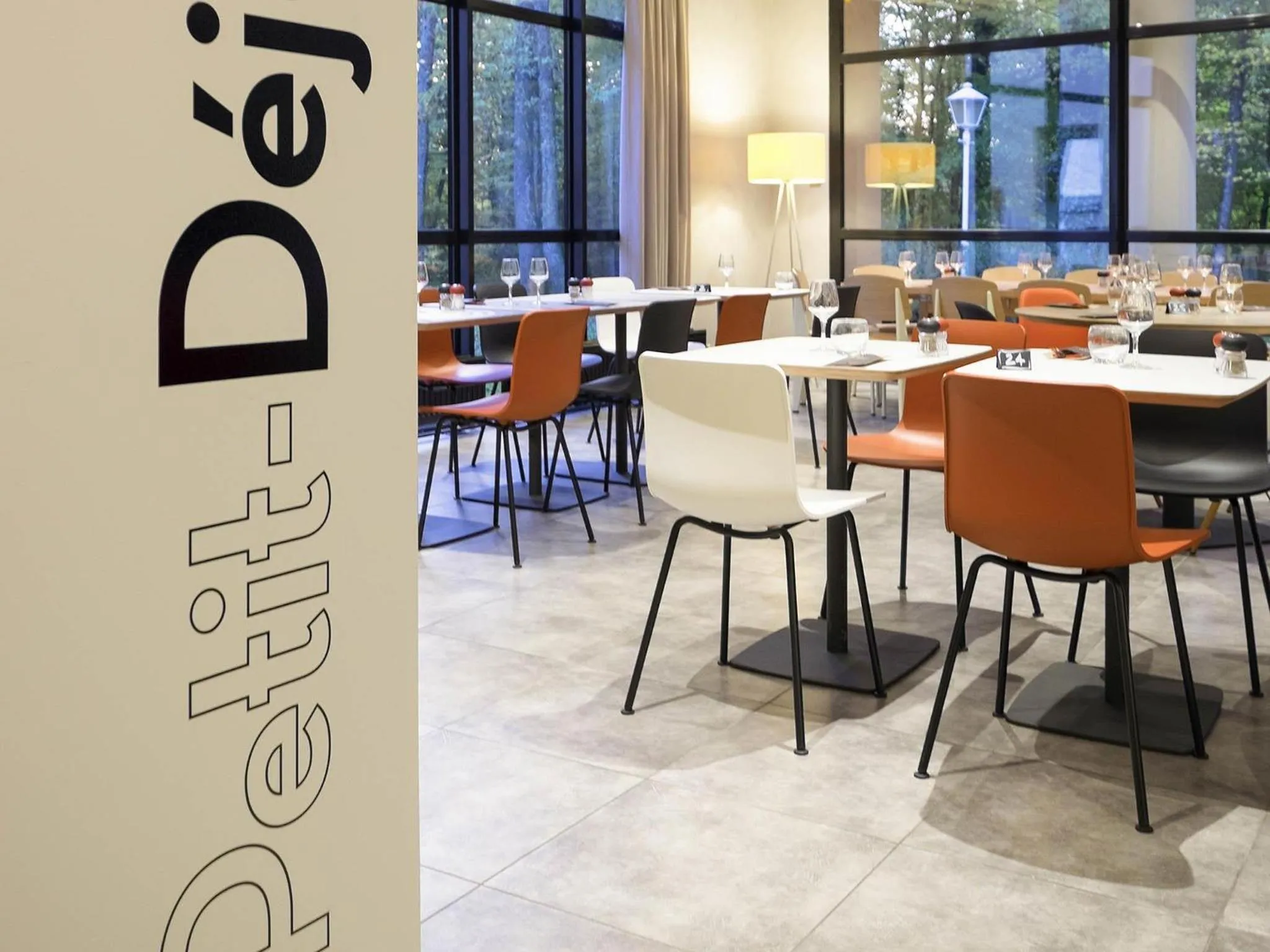 Restaurant/places to eat in ibis Nancy-Brabois