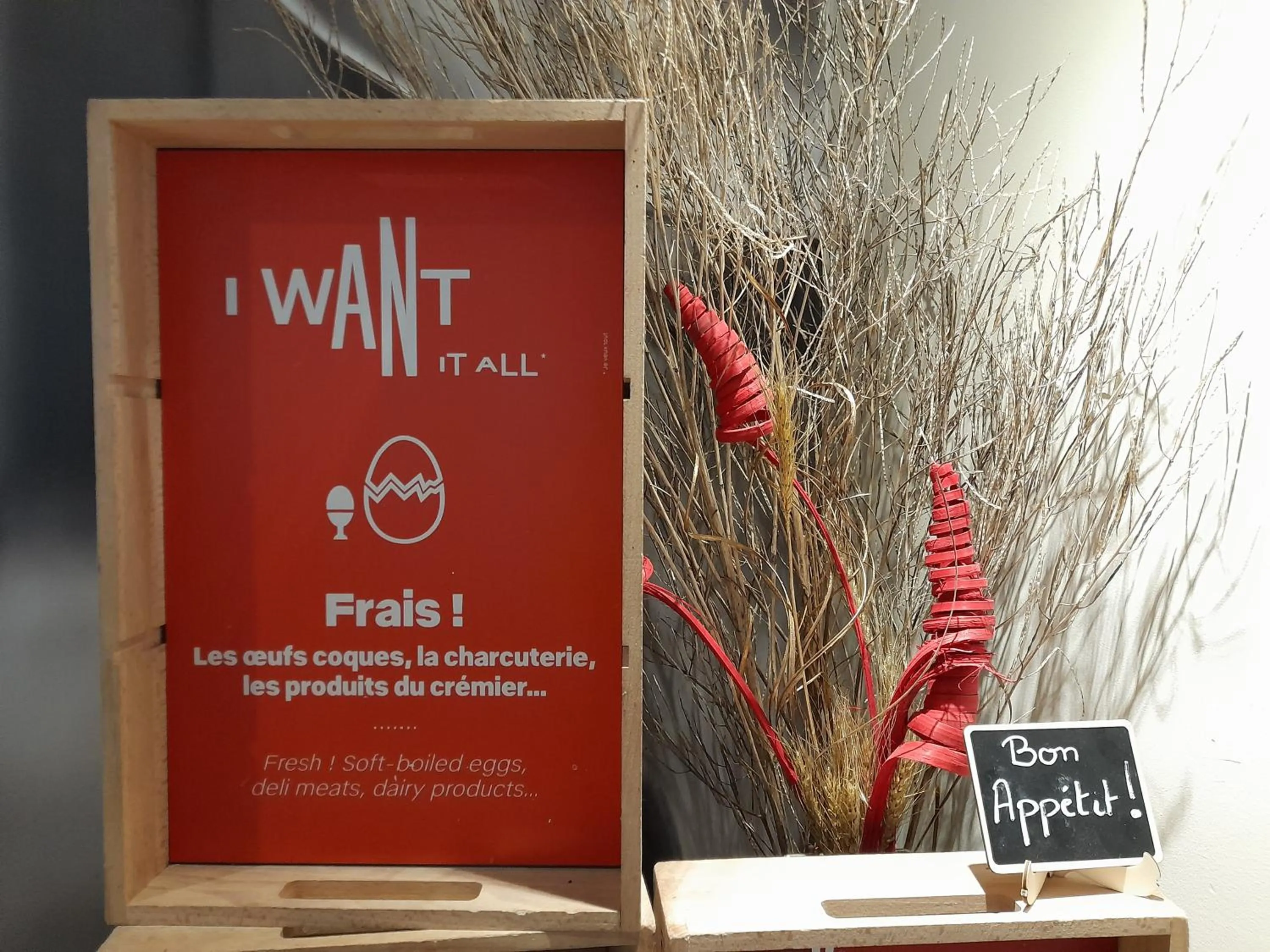 Buffet breakfast in ibis Nancy-Brabois