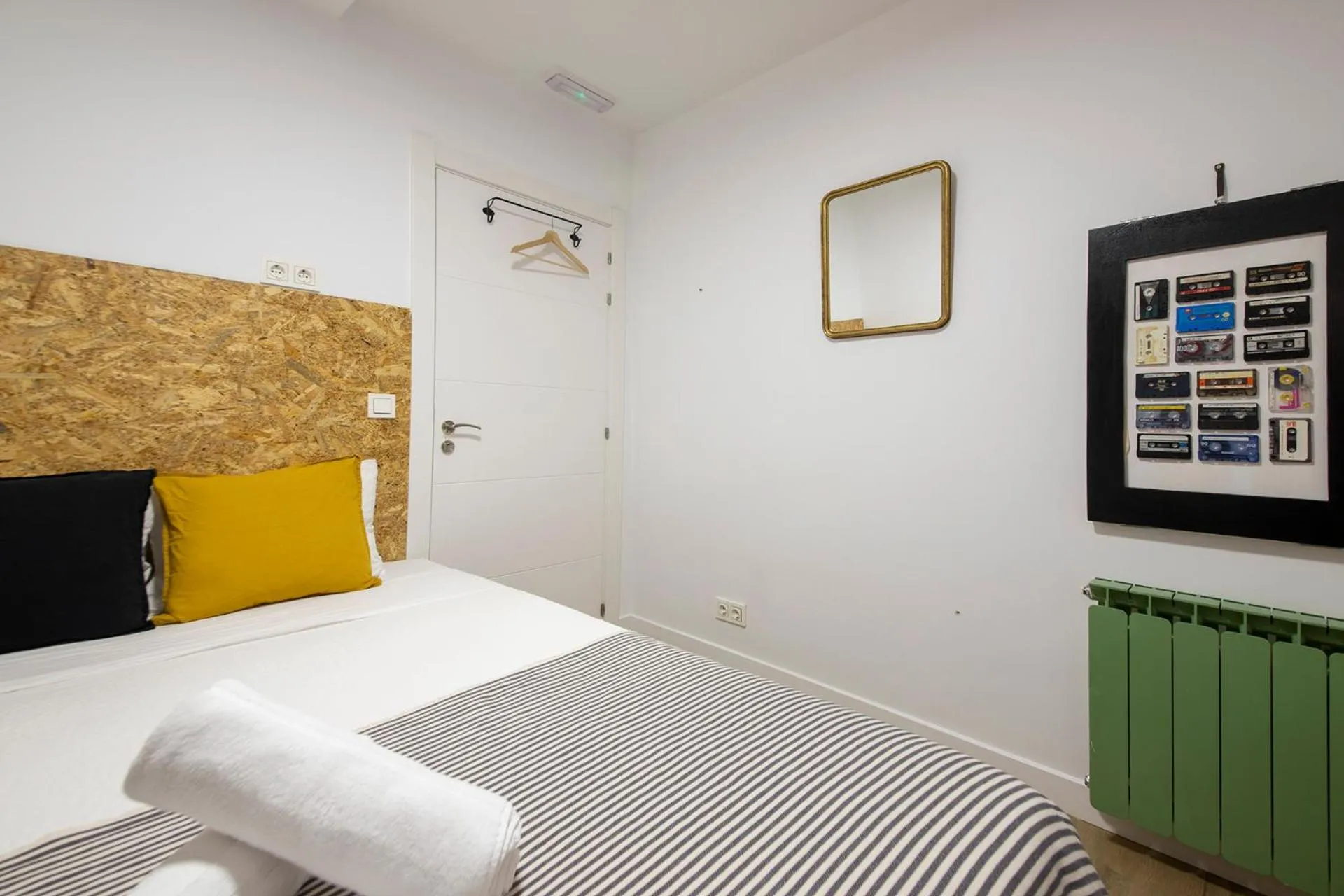 Bed in Off Beat Guesthouse - Self-check-in - Sleep Conscious