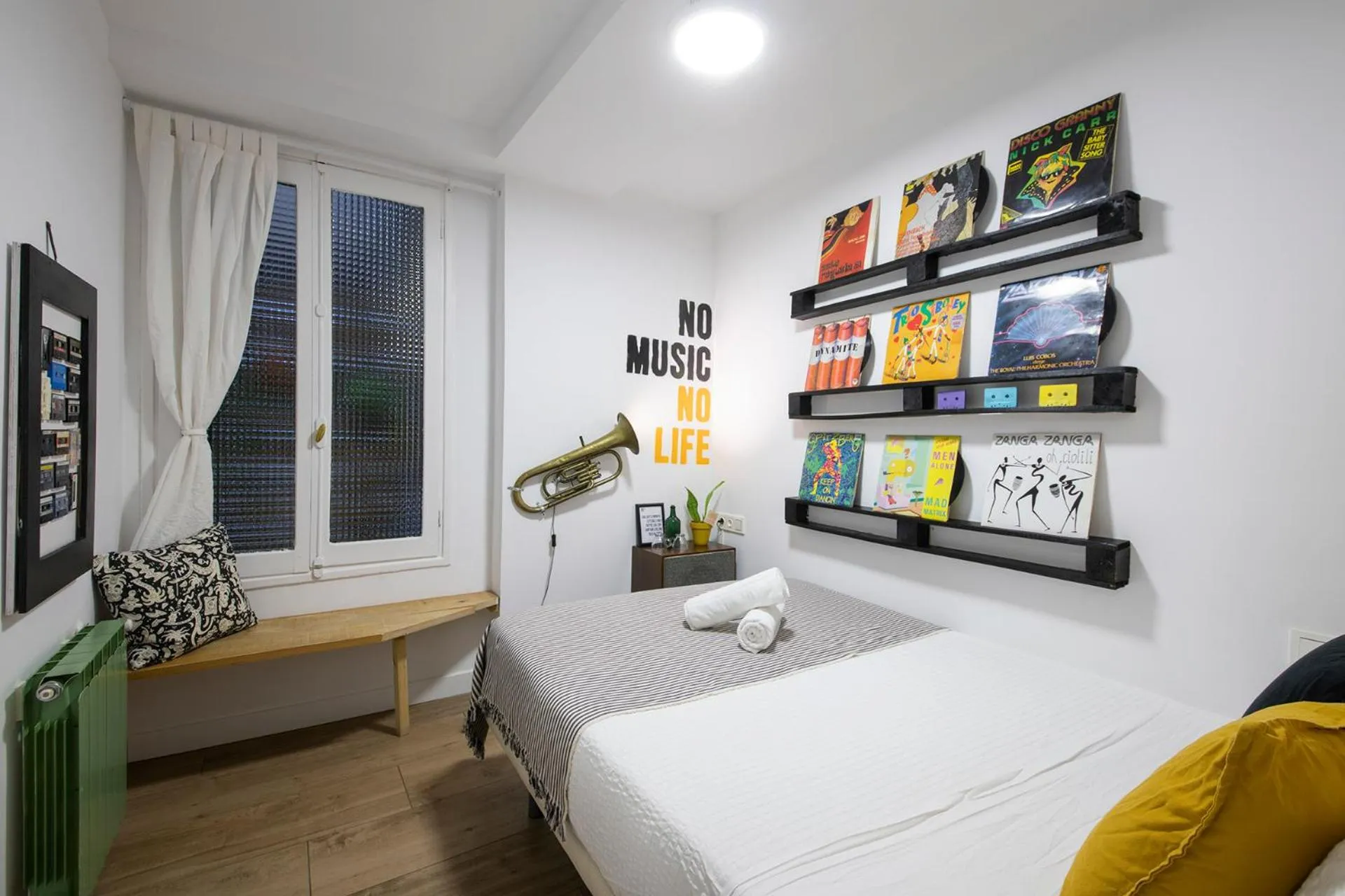 Bed in Off Beat Guesthouse - Self-check-in - Sleep Conscious