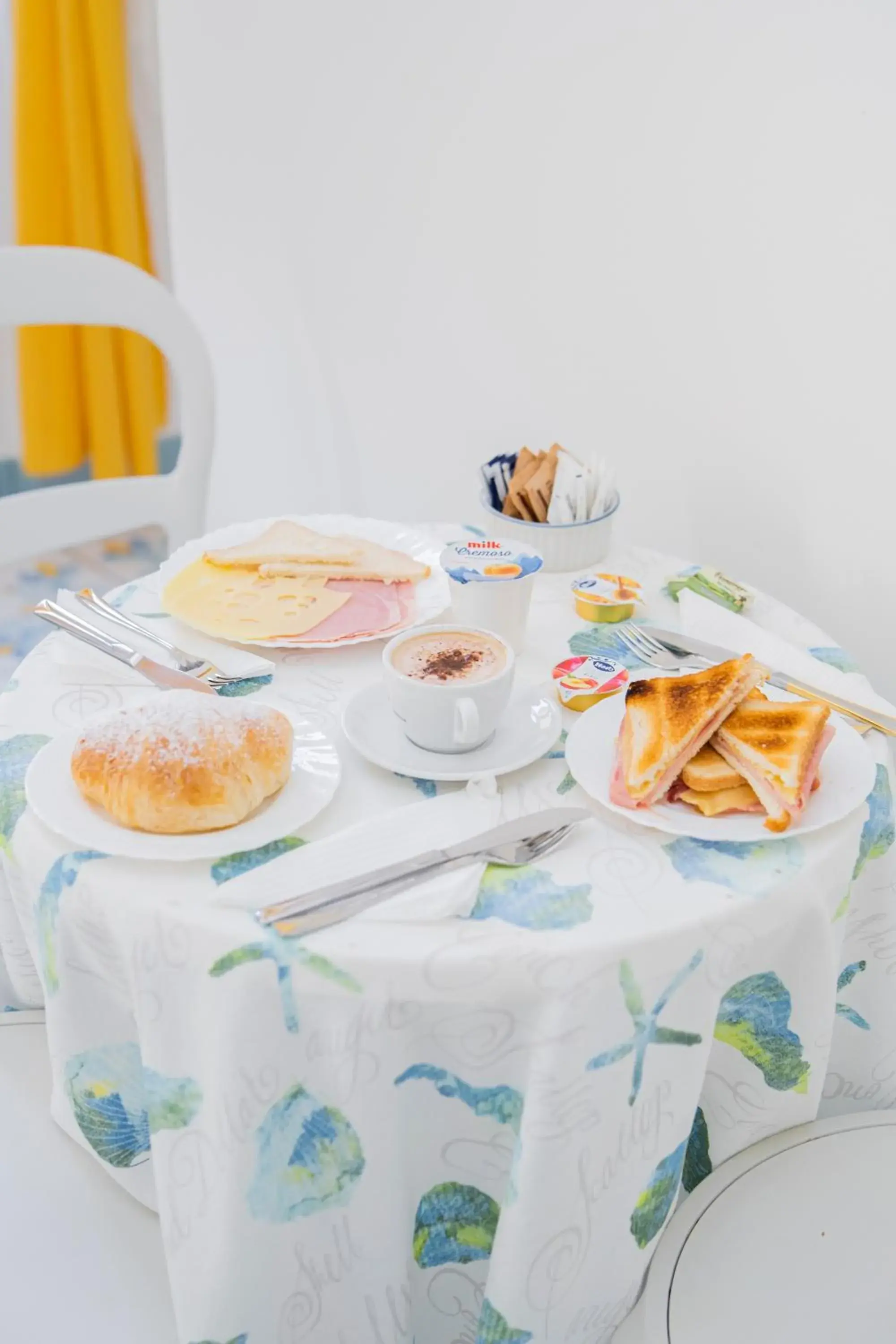 Breakfast in La Casa di Aurora Breakfast in La Casa di Aurora