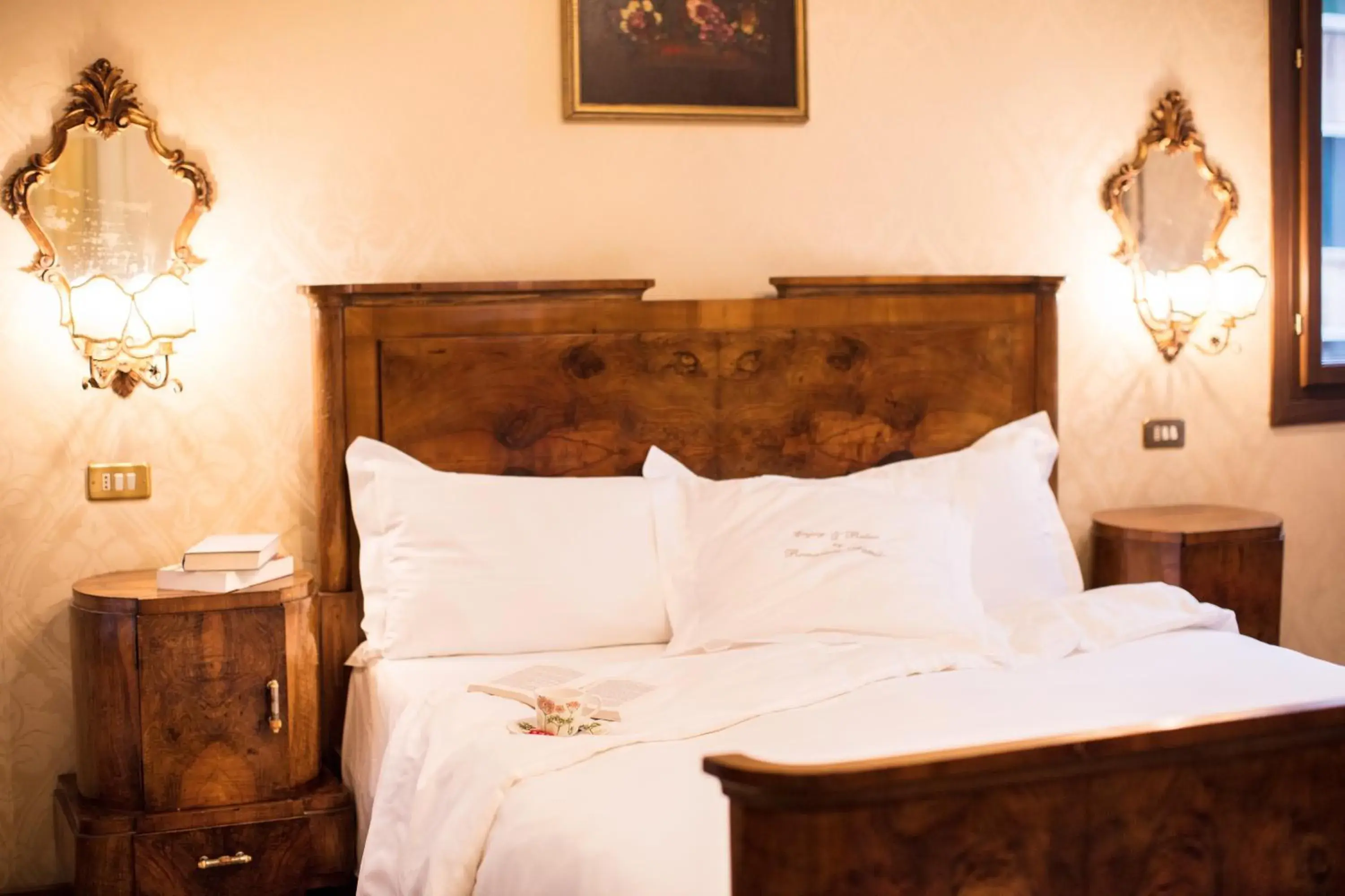 Deluxe Triple Room in Hotel Flora Deluxe Triple Room in Hotel Flora