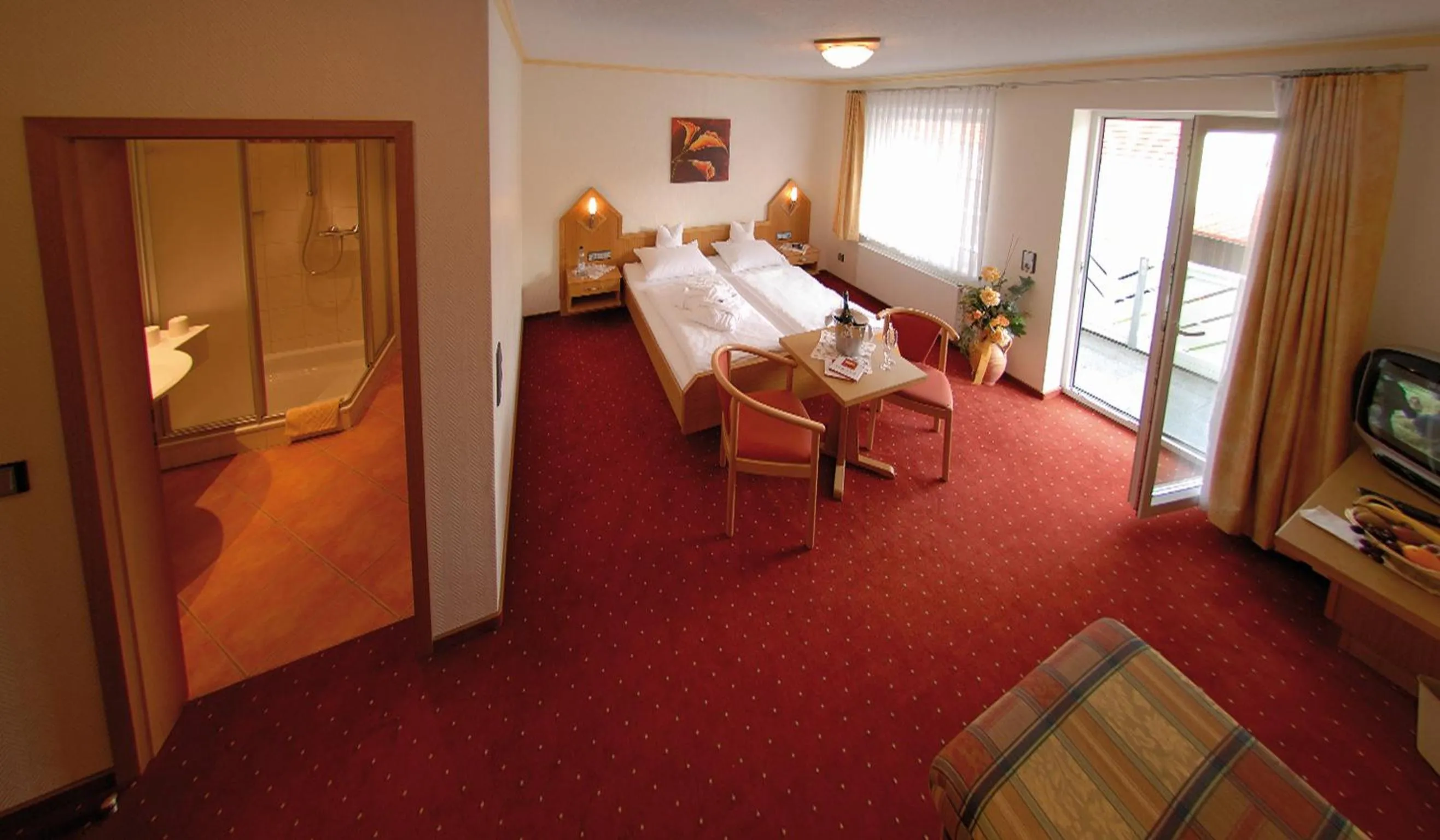 Photo of the whole room, Bed in Hotel Haus Wiesengrund