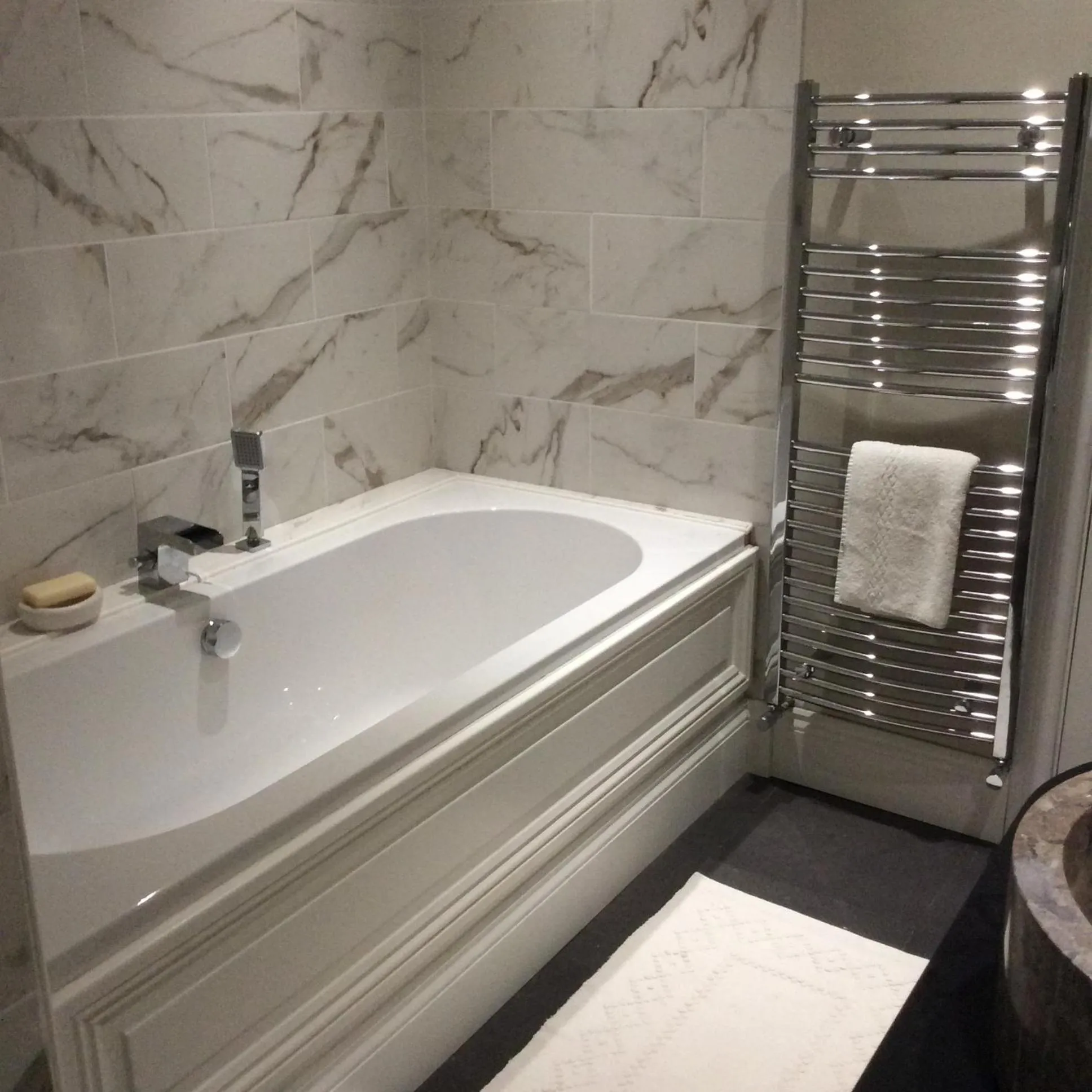 Hot Tub in Compass Rose