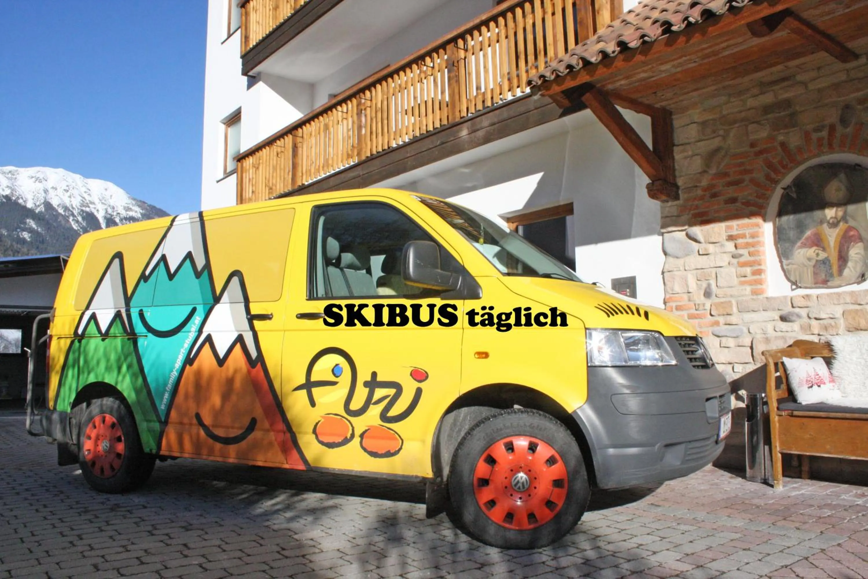 Skiing in Family Apart Stubai