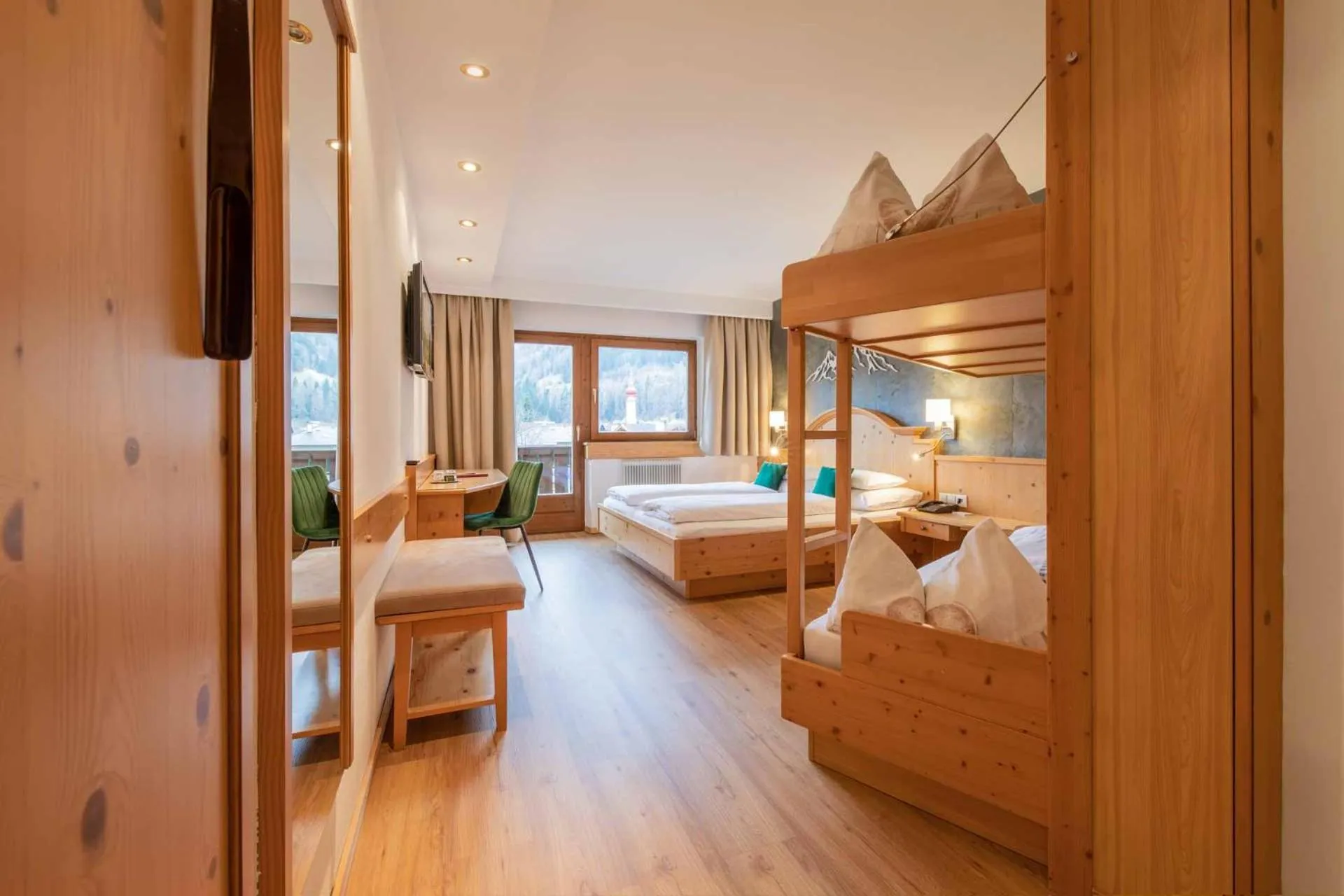 Photo of the whole room, Bed in Familien- & Vitalhotel Auenhof