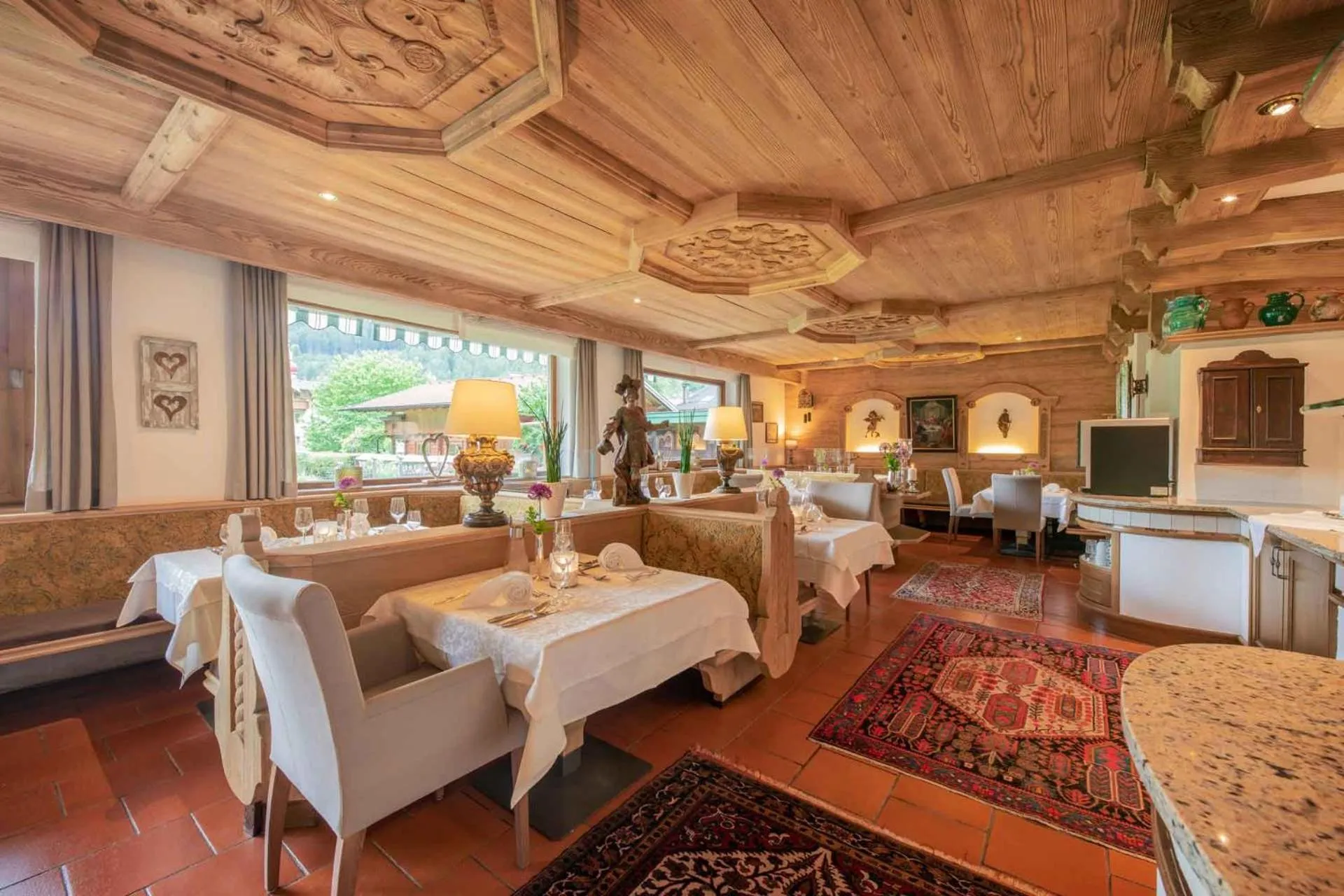 Restaurant/places to eat in Familien- & Vitalhotel Auenhof