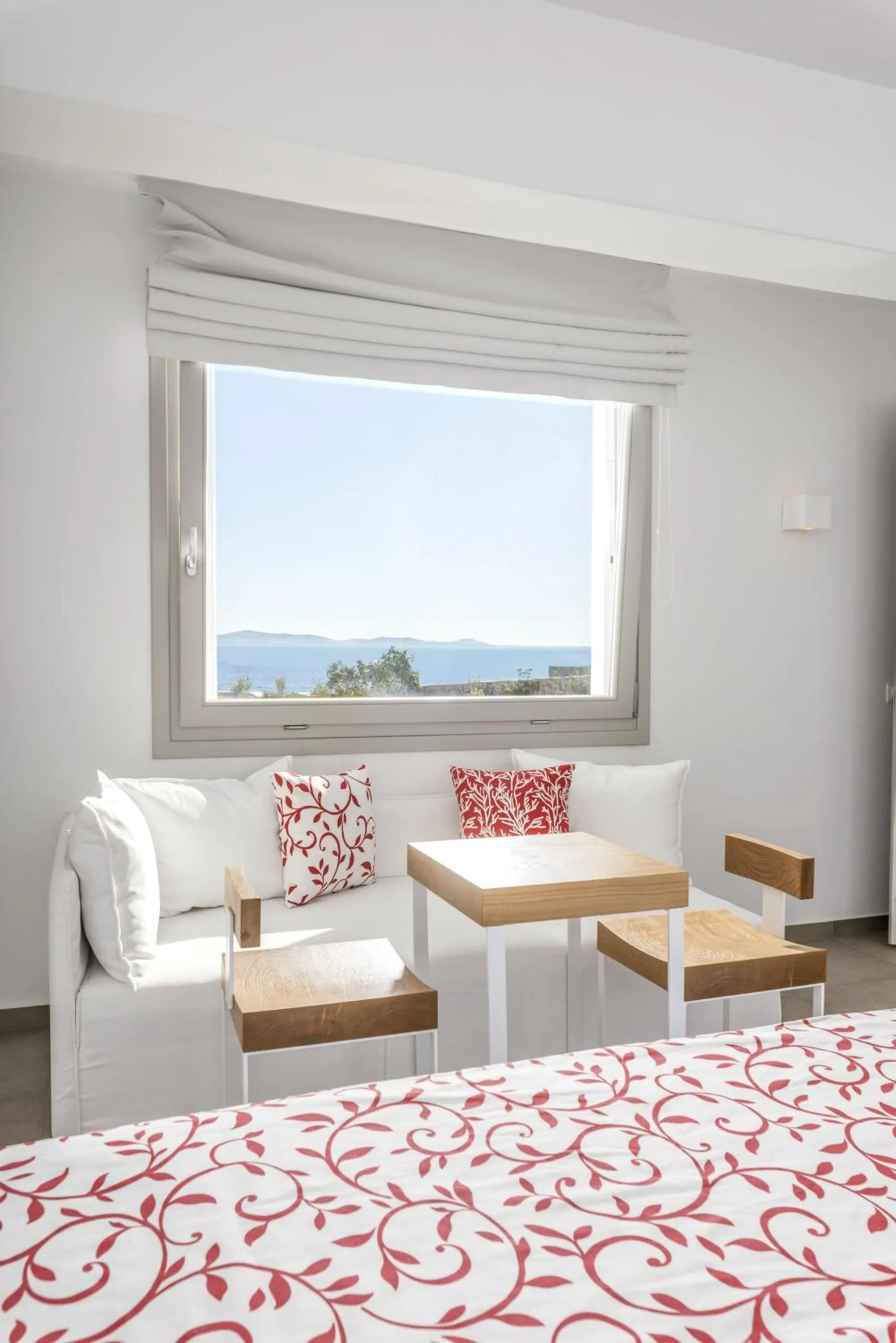 Seating area, Bed in O Lofos Luxury Boutique Suites