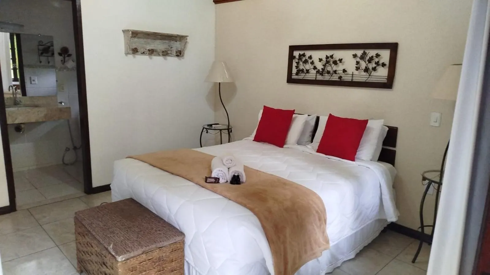 Bedroom, Bed in Pousada Viking Penedo